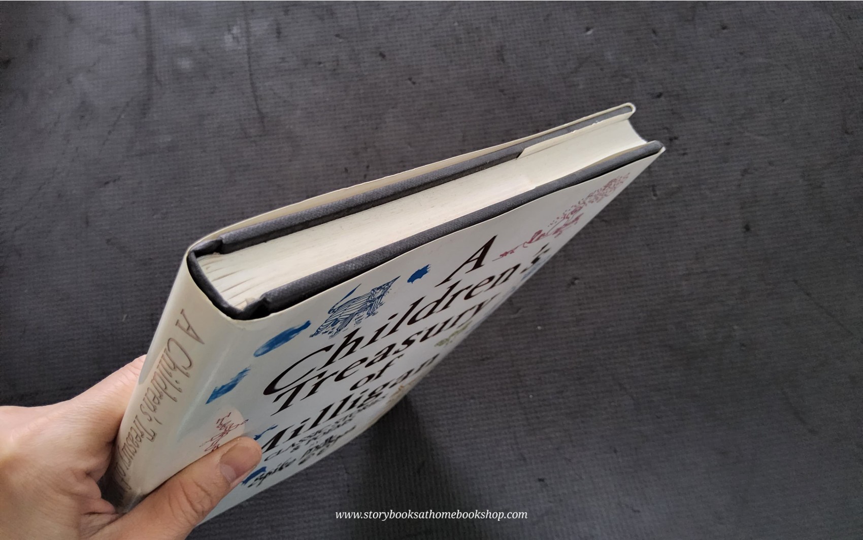 หนังสือนิทานปกแข็ง** 🍅🍓A Children's Treasury of Milligan CLASSIC STORIES&POEMS