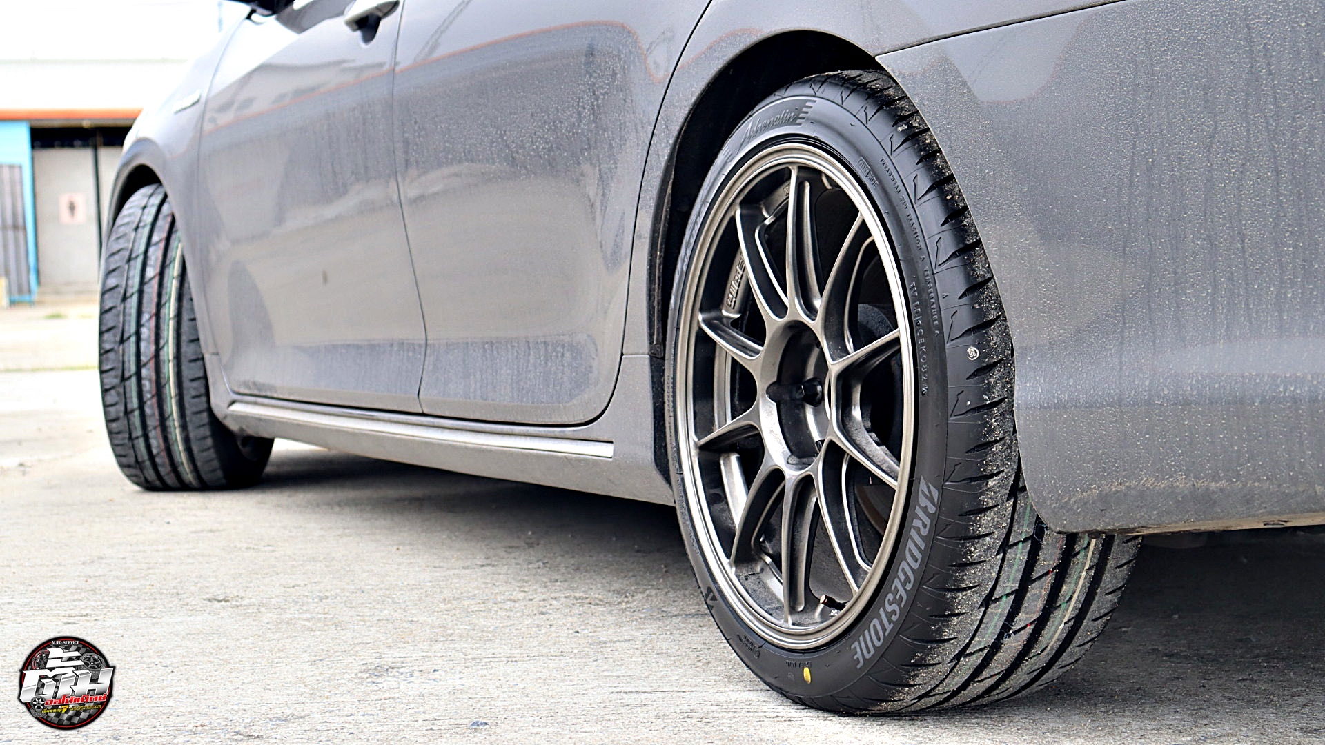 TOYOTA CAMRY เปลี่ยนยาง BRIDGESTONE POTENZA RE004 235/40R18 95W