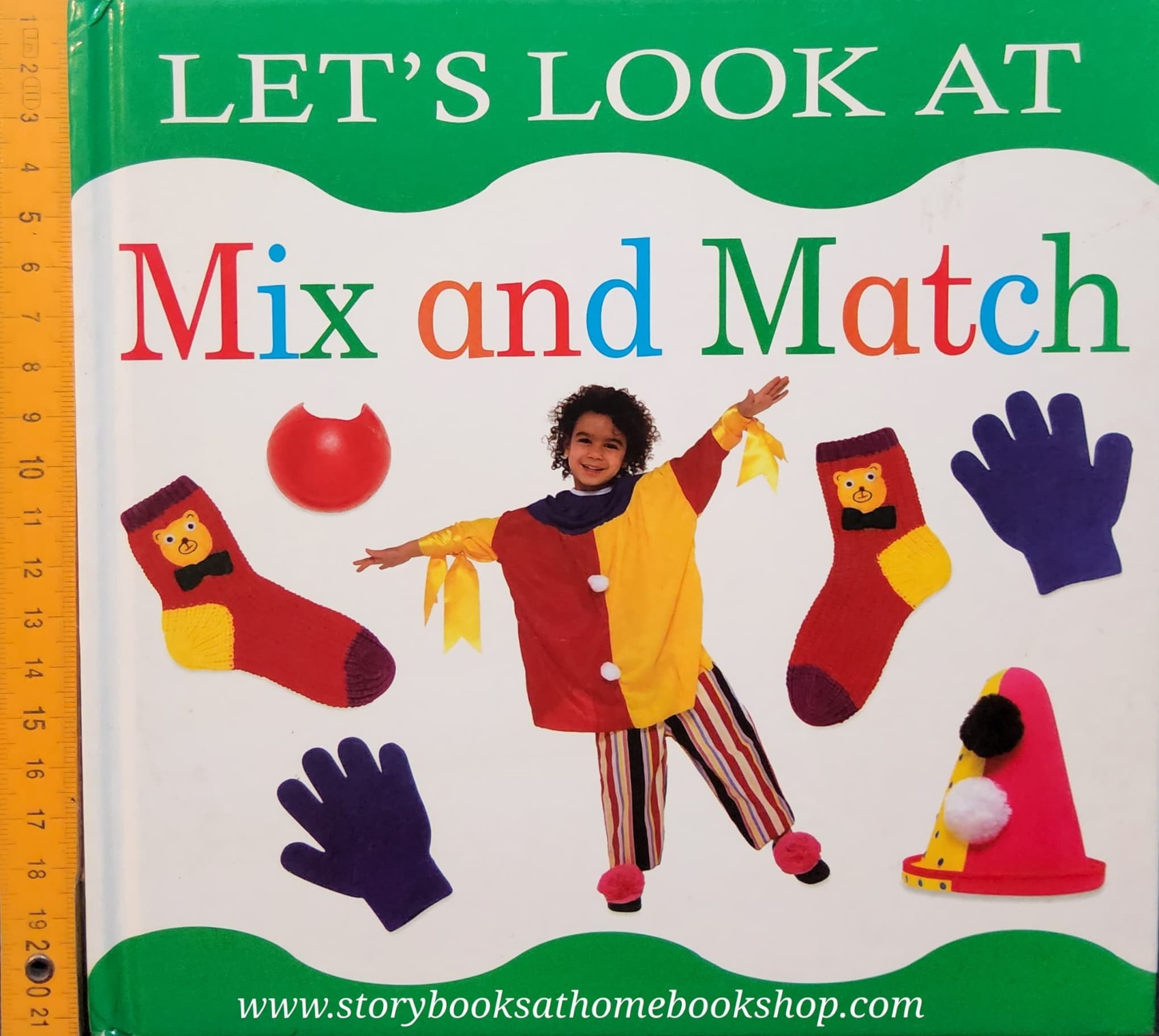 หนังสือนิทานปกแข็ง ** ♥️LET'S LOOK AT MIX AND MATCH ♥️