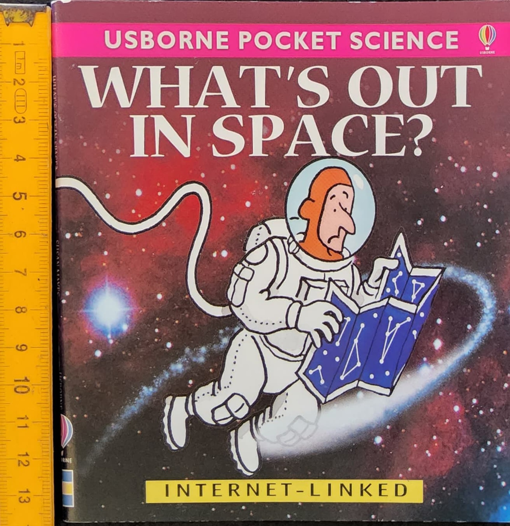 KNOWLEDGE BOOK** ♥️♥️USBORNE POCKET SCIENCE WHAT'S OUT IN SPACE?