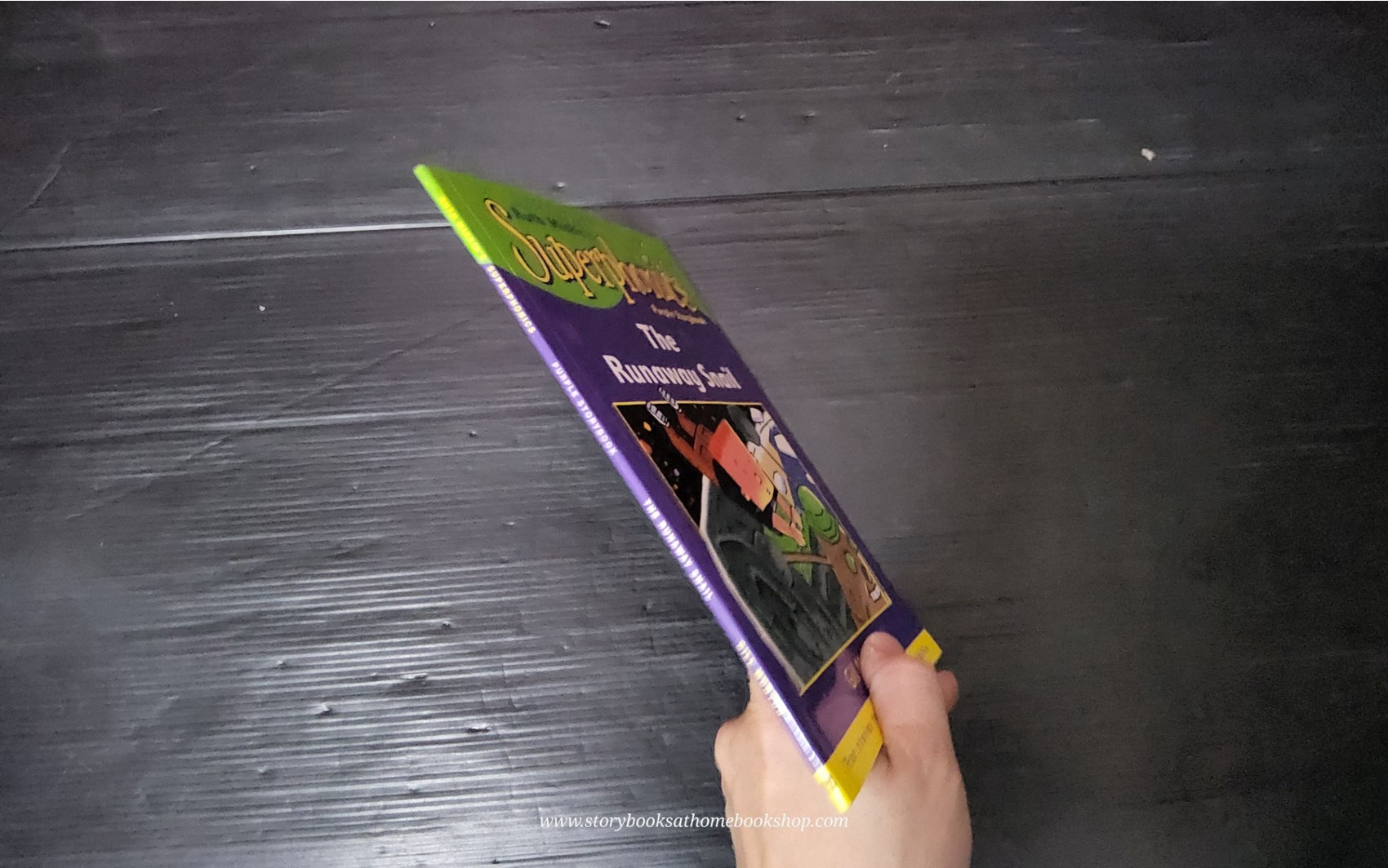 หนังสือนิทานปกอ่อน** ♥️RUTH MISKIN'S SUPERPHONICS: THE RUNAWAY SNAIL