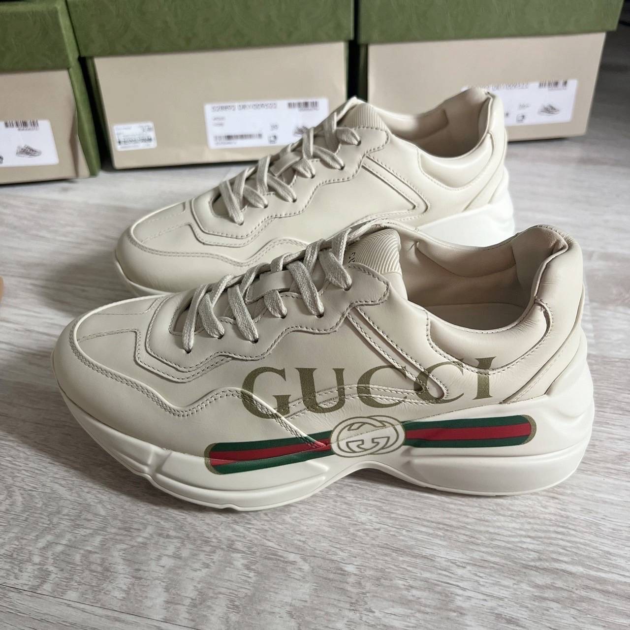 New Gucci rhyton GG logo