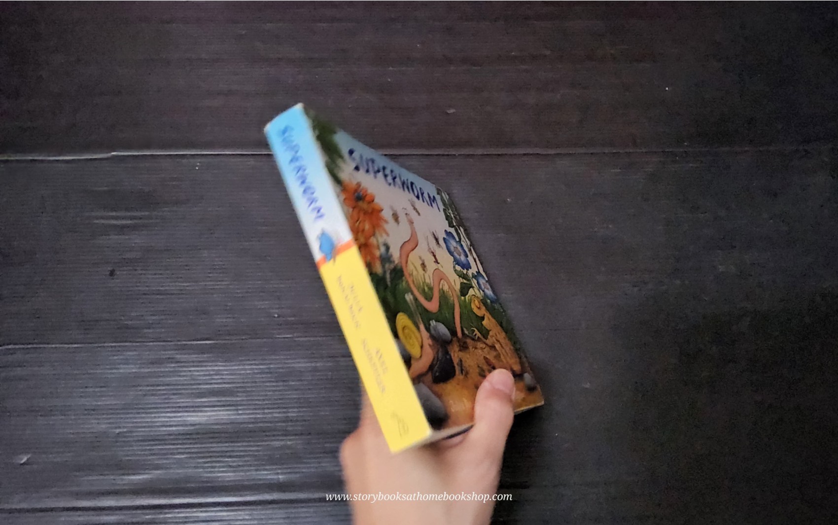 BOARD BOOK ** 🍅🍅SUPERWORM BY JULIA DONALDSON.AXEL SHEFFLER