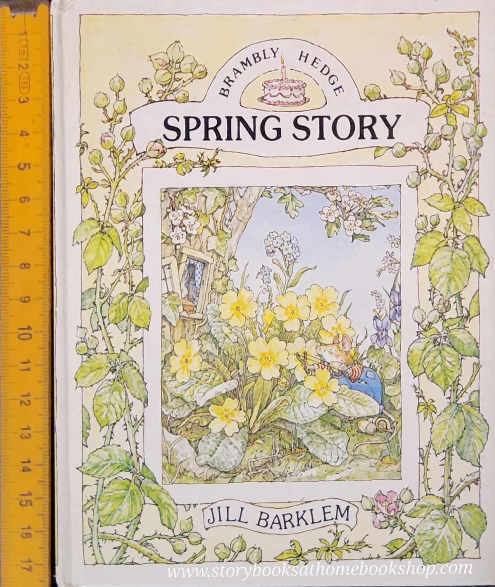 หนังสือนิทานปกแข็ง** 🍅🍓BRABLY HEDGE SPRING STORY BY JILL BARKLEM