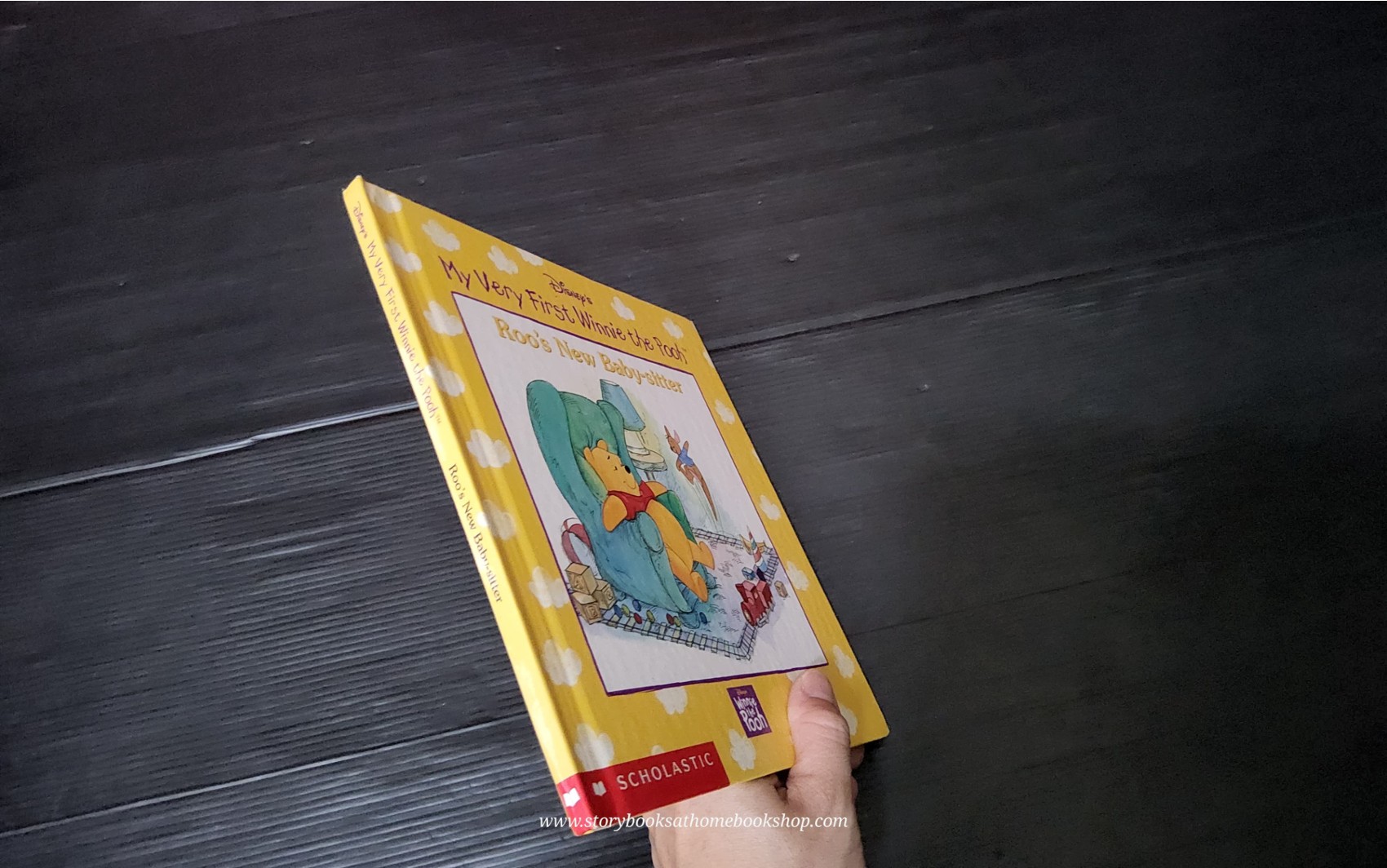 หนังสือนิทานปกแข็ง** 🍅🍓DISNEY'S MY VERY FIRST WINNIE THE POOH:ROO'S NEW BABY-SISTER