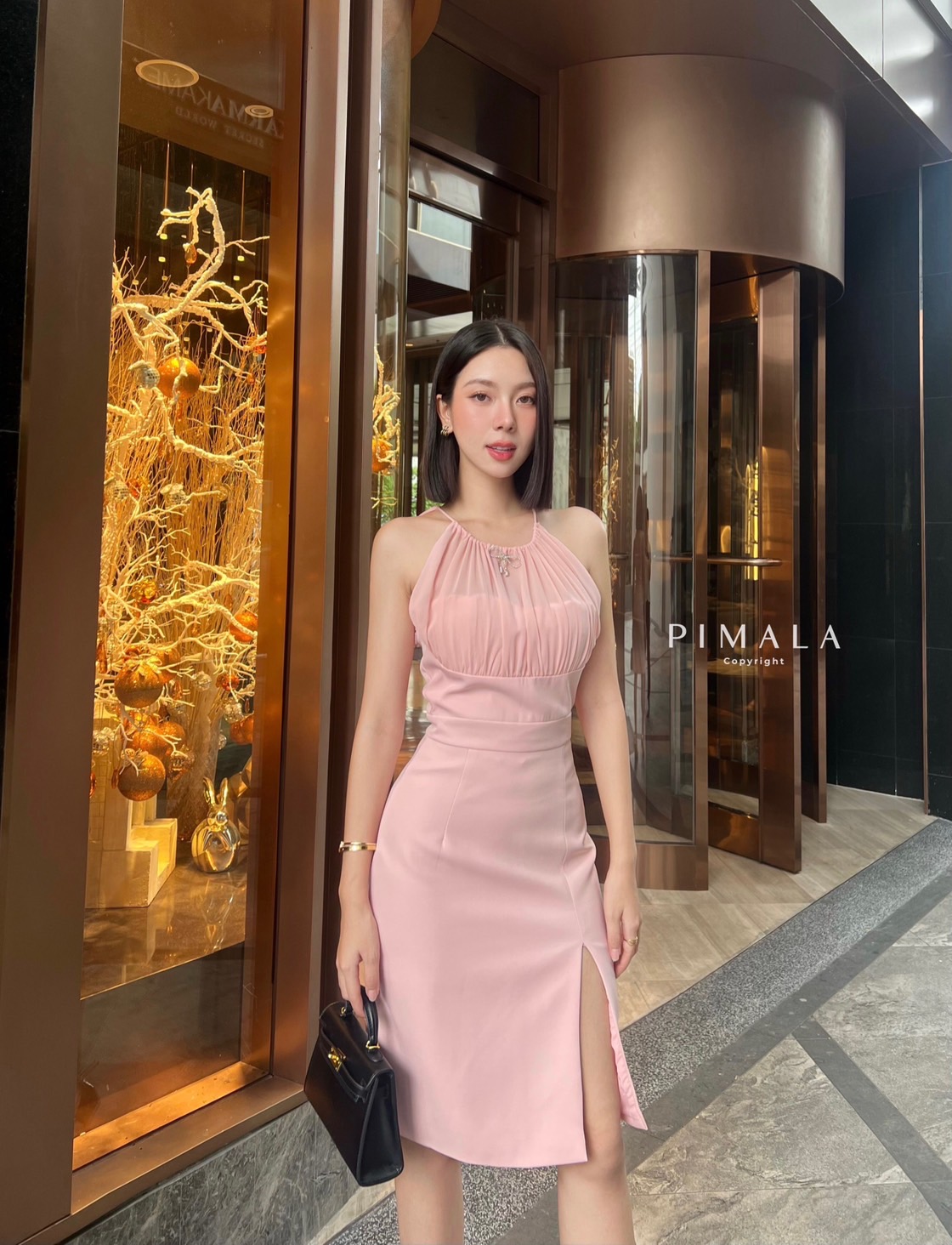 เดรส+เข็มกลัดโบว์เพชรหรู