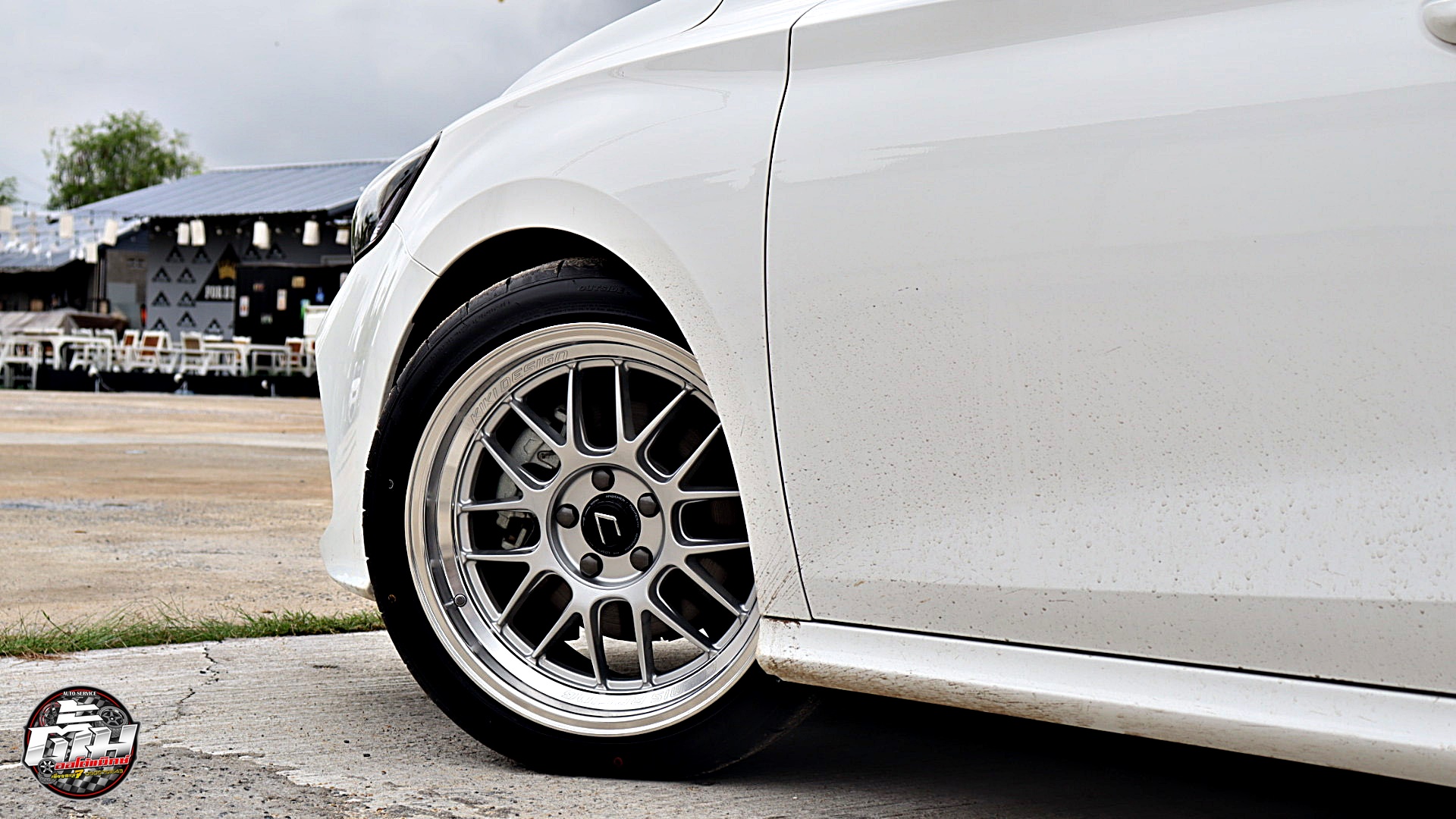 MG5 เปลี่ยนล้อยางสปริงโหลด ล้อ COSMIS XT-208RV ขอบ18นิ้ว ยาง KINTO FORZA001 225/45R18 95W สปริงโหลดตรงรุ่น YSS