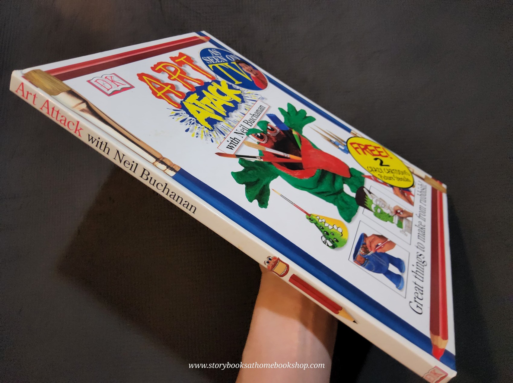 ACTIVITIES BOOK** ð
ðDK ART ATTACK WITH NEIL BUCHANANâĨïļ