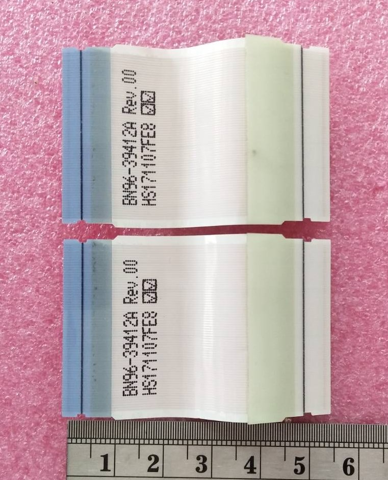 สายแพรทีวีซัมซุง SAMSUNG สายแพรจากทีคอนไปจอ พาร์ท BN96-39412A ราคานี้ 1ชุด2ชิ้น