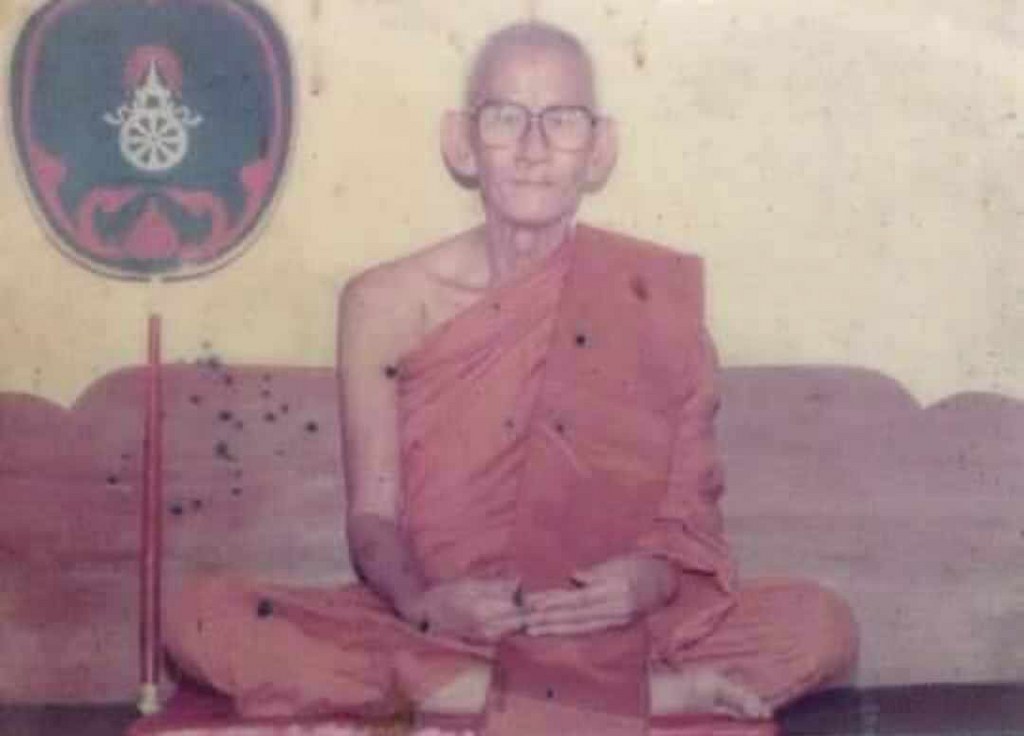 พระทันตธาตุครูบาคำปัน วัดหัวฝาย จ.เชียงใหม่ ได้มาจาก พันโท ปรีชา อดีตนายทหาร จ.เชียงใหม่ ปัจจุบันท่านอายุ 68 ปี (บันทึก พ.ศ.2567) ยังมีชีวิตอยู่ อาศัยอยู่ อ.แม่ริม จ.เชียงใหม่ พ.ท.ปรีชา ได้มาจากเพื่อนทหาร ที่อยู่สังกัดเดียวกัน ชื่อหมวดชาติ ได้มาเมื่อปี 25