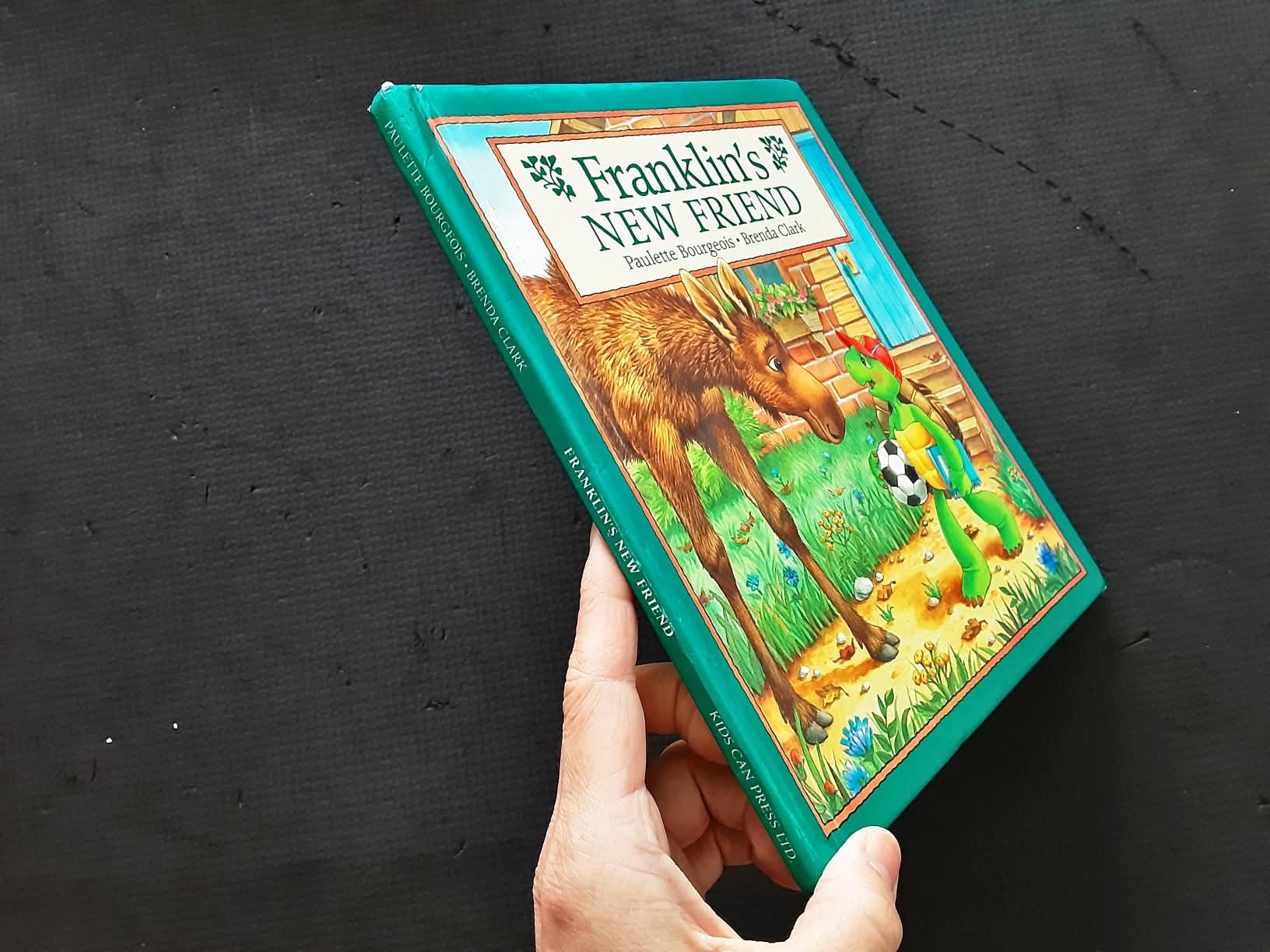 หนังสือนิทานปกแข็ง** 🍅🍓Franklin's NEW FRIEND