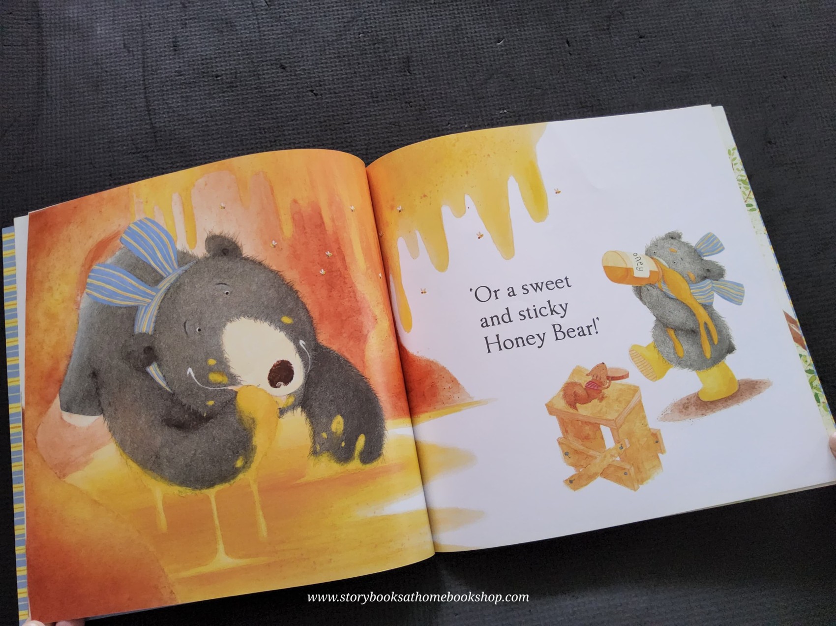 หนังสือนิทานปกอ่อน** 🍅THE VERY HAIRY BEAR BY BETH SHOSHAN