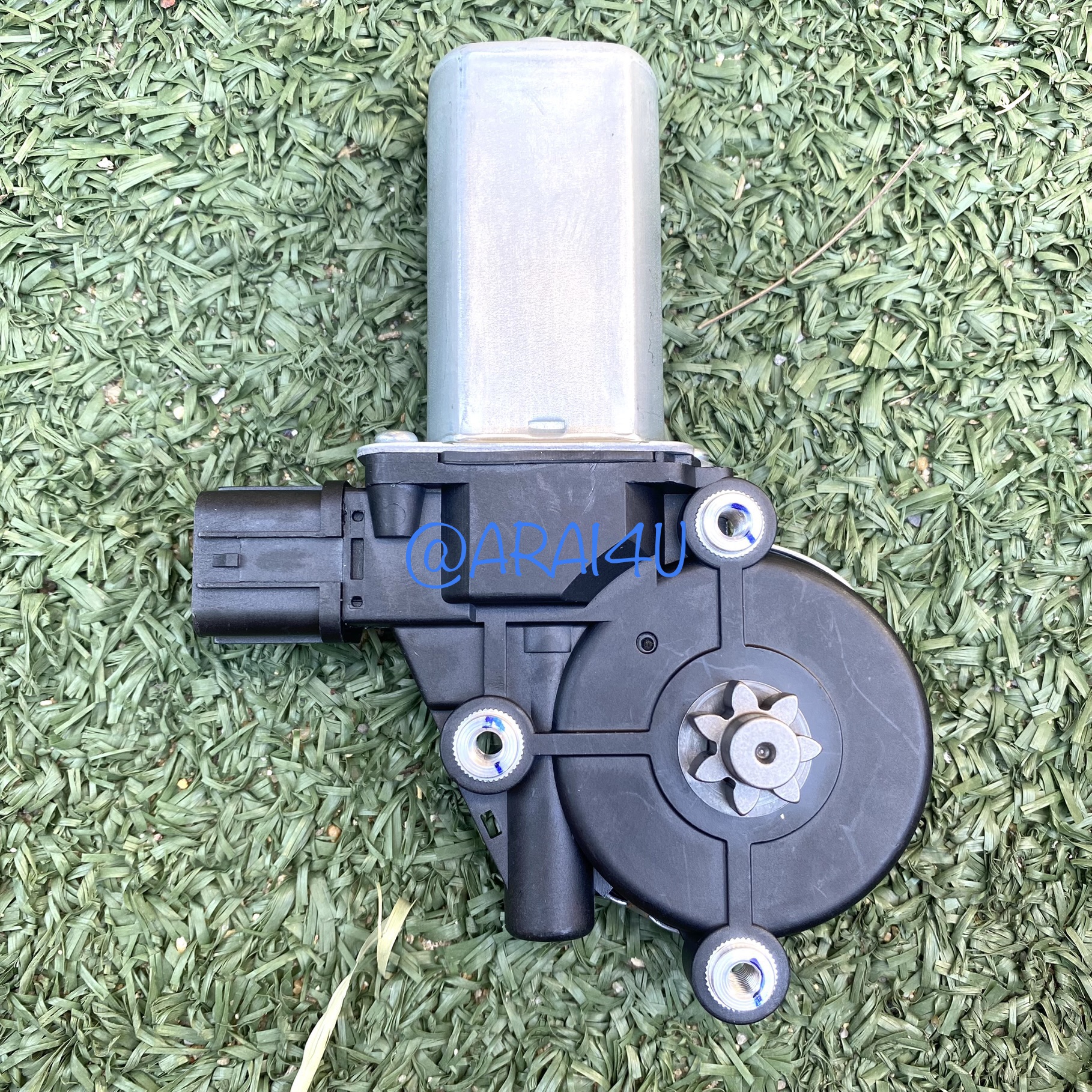 มอเตอร์กระจกไฟฟ้า ISUZU DMAX ALLNEW FR RH (ขวา)