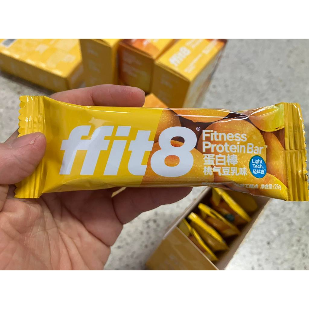 ffit8 ฟิตเนสโปรตีนบาร์ รสพีชนมถั่วเหลือง ขนมคลีน อาหารสุขภาพ ไม่ใส่น้ำตาล Fitness Protein Bar (1ซอง25กรัม)94kcal