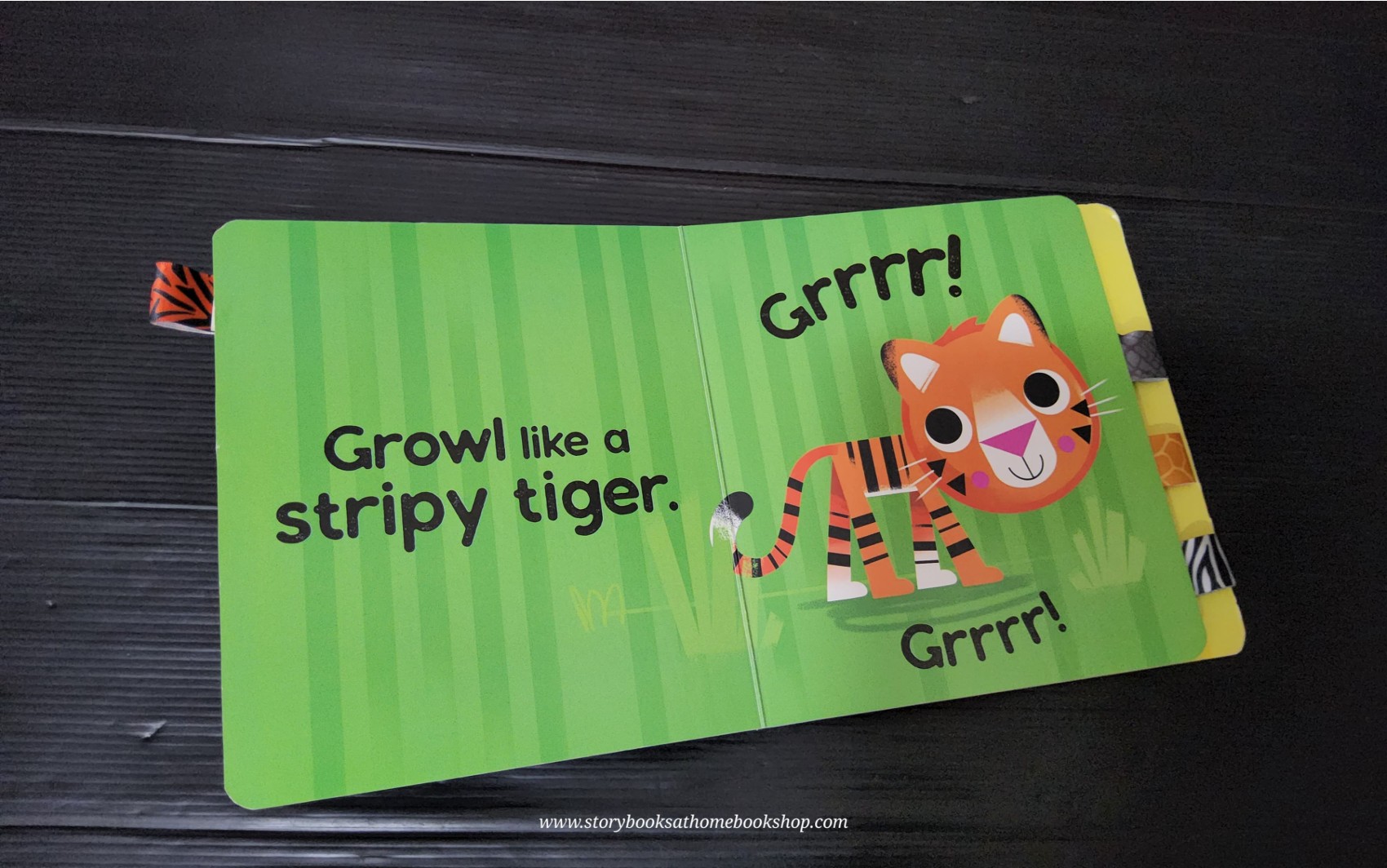 BOARD BOOK** ð
ð
ANIMALS PLAY BOOK WITH SOFT RIBBONS