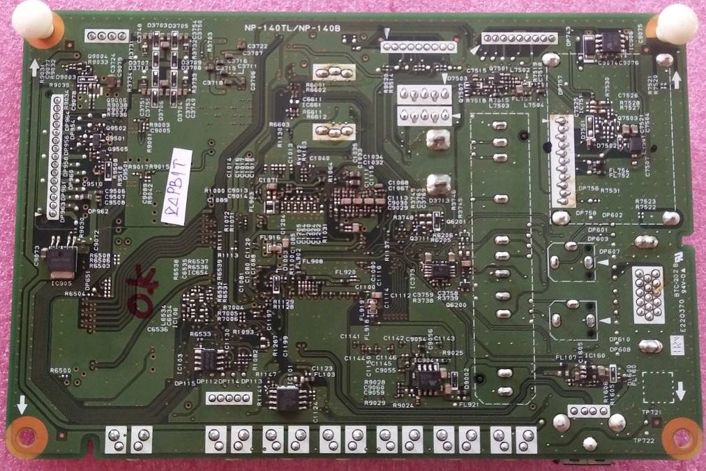 เมนบอร์ดทีวี โตชิบ้า TOSHIBA ของแท้มือสองถอดจากเครื่อง ใช้กับรุ่น24PB2T 24PB1T
