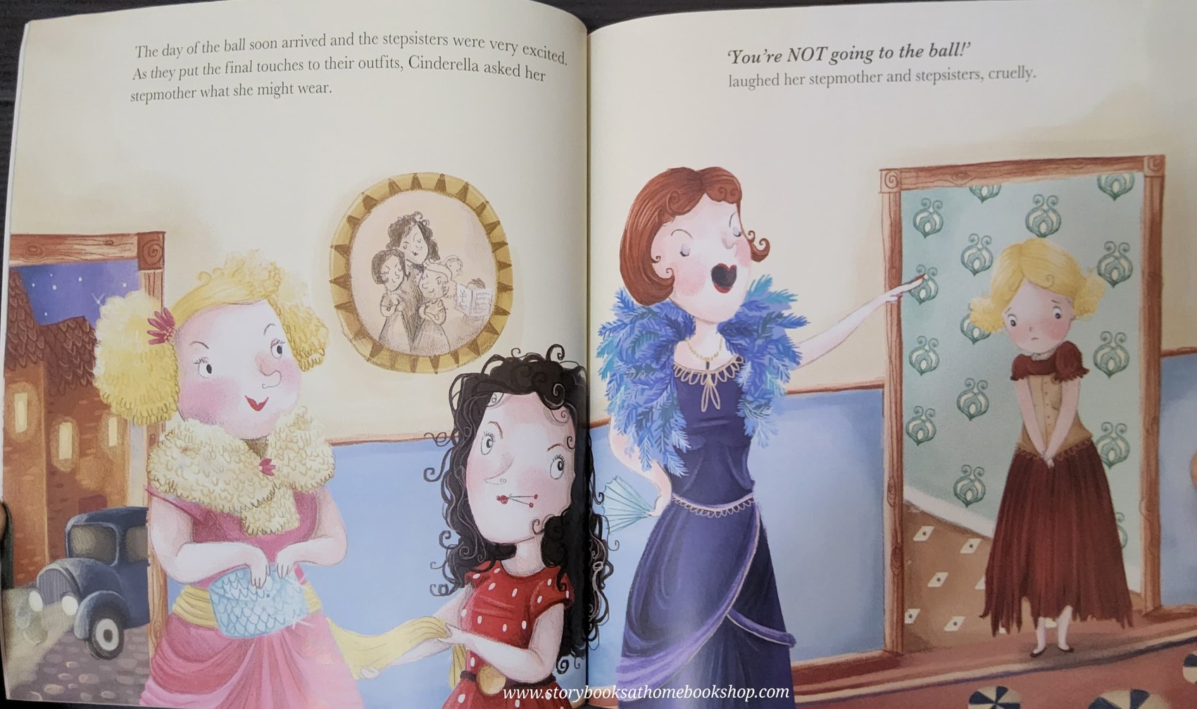 หนังสือนิทานปกอ่อน** ♥️♥️CINDERELLA