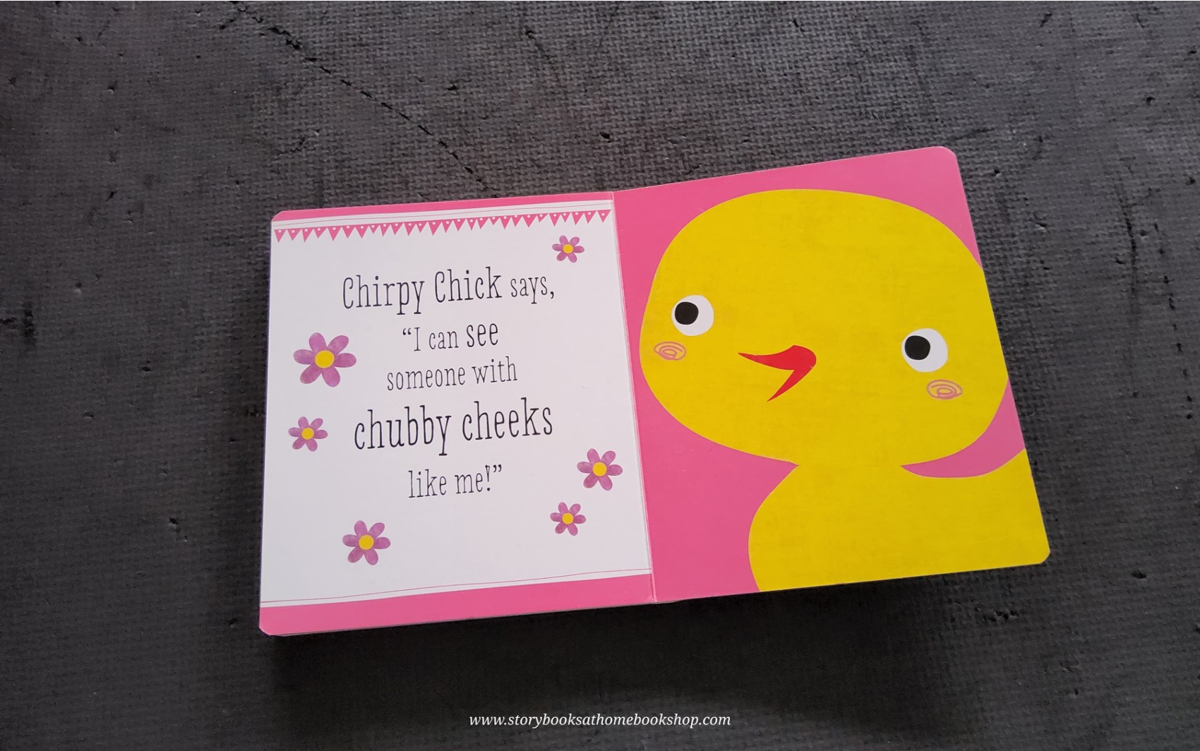 BOARD BOOK ** ð
ðPEEKABOO! A FUN MIRROR GAME