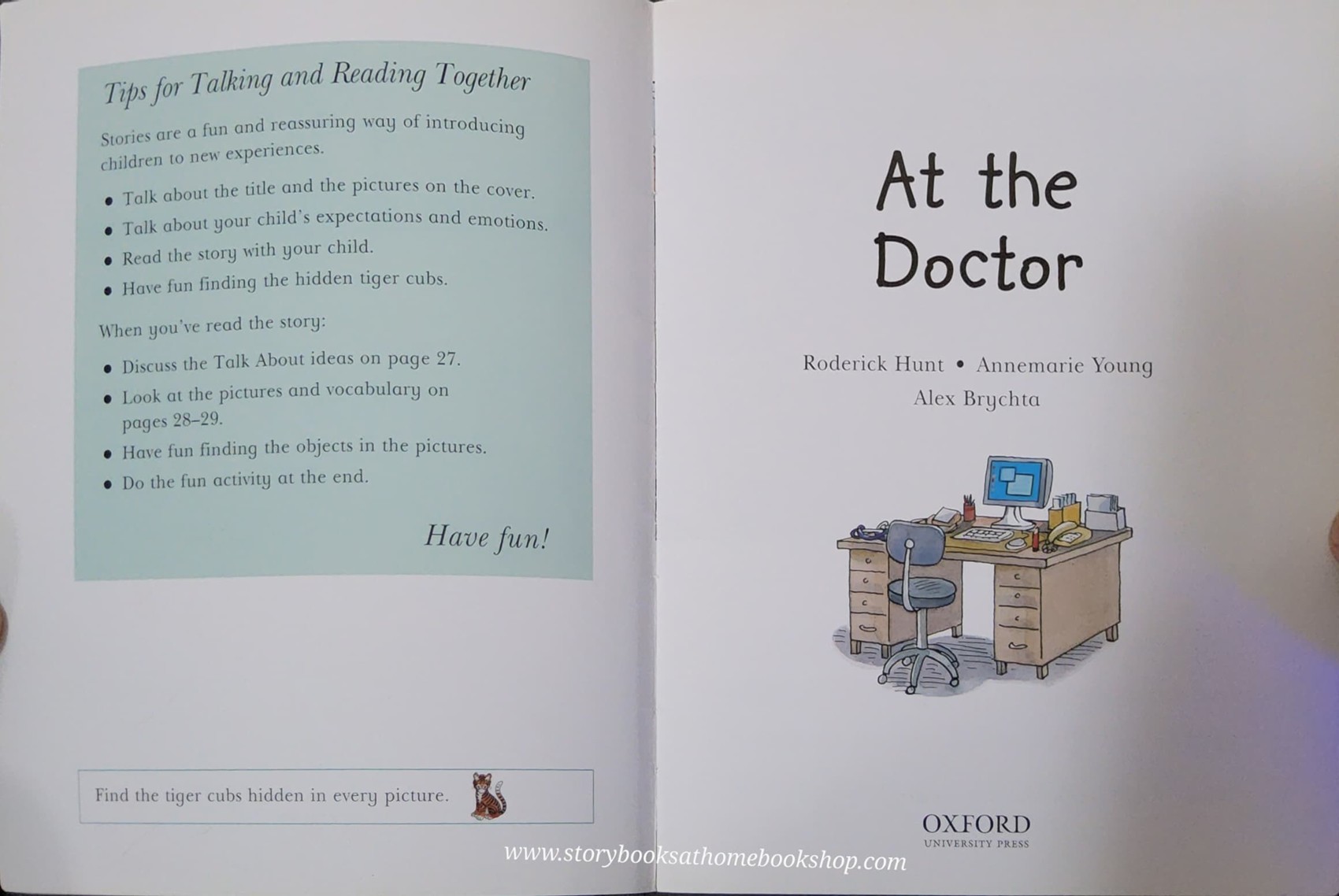 หนังสือนิทานปกแข็ง** 🍅READ AT HOME:FIRST EXPERIENCES: AT THE DOCTOR