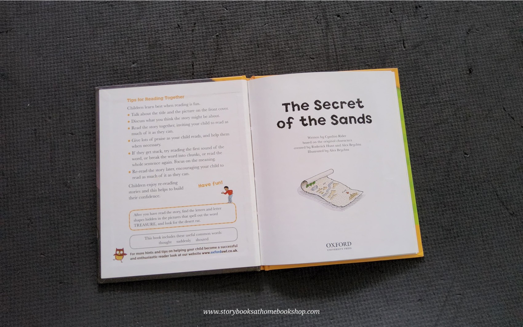 หนังสือนิทานปกแข็ง** 🍅🍅READ WITH BIFF,CHIP&KIPPER: SECRET OF THE SANDS FIRST STORIES LEVEL6