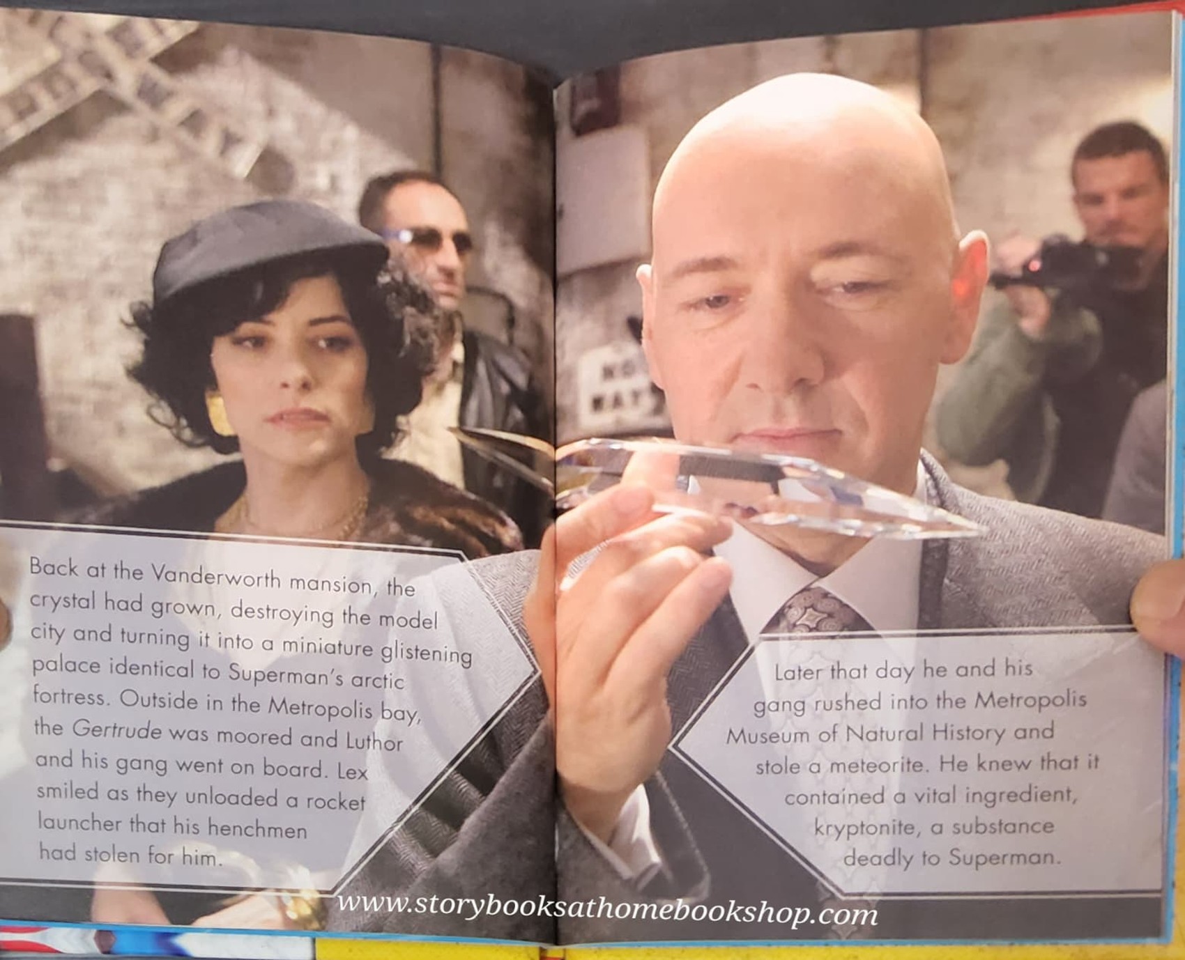 หนังสือนิทานปกแข็ง ** ♥️SUPERMAN RETURNS