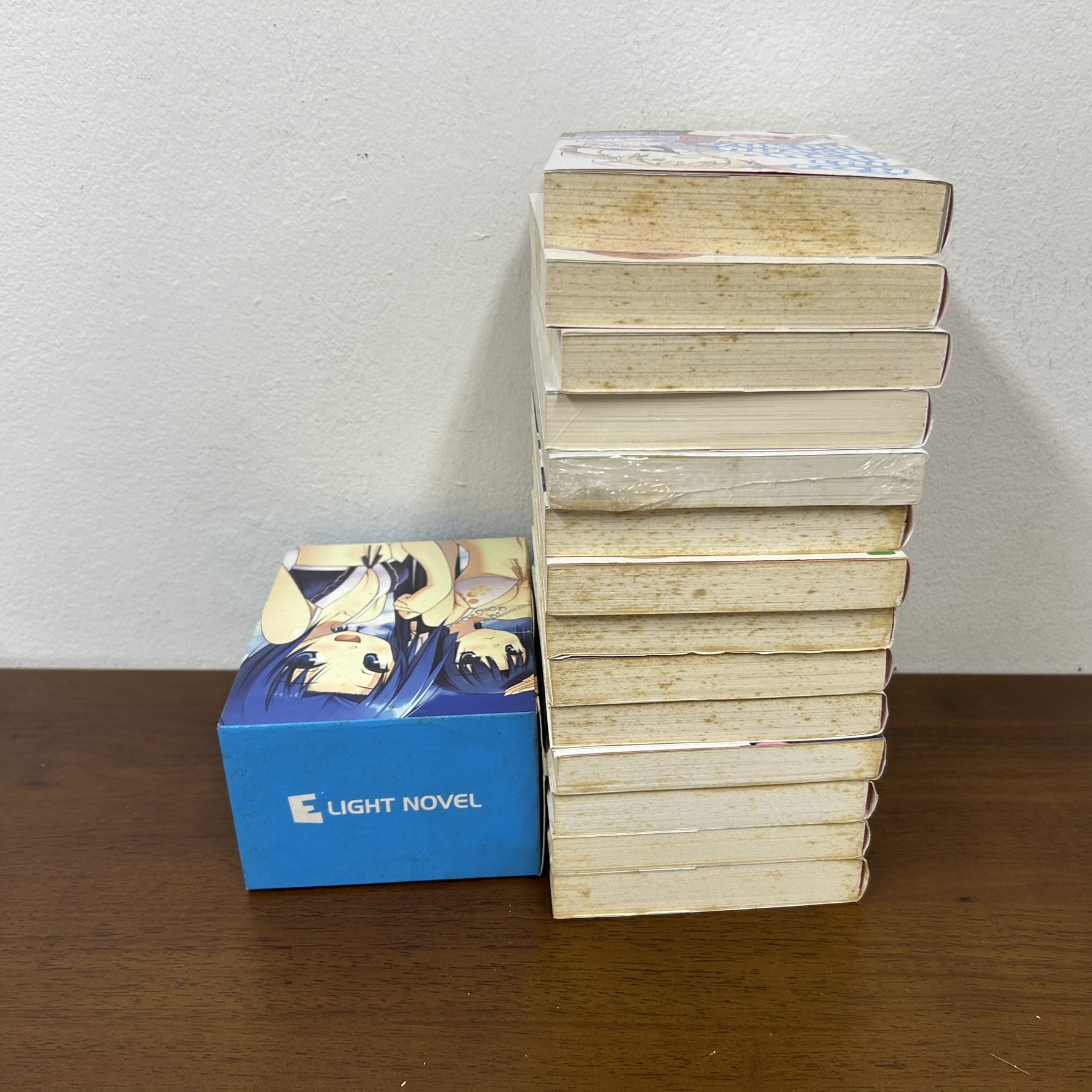 [LIGHT NOVEL] ห้องเช่าป่วน ก๊วนคนแปลก!? เล่ม 1-12 ... Takehaya เขียน (มือสอง) นิยาย LN