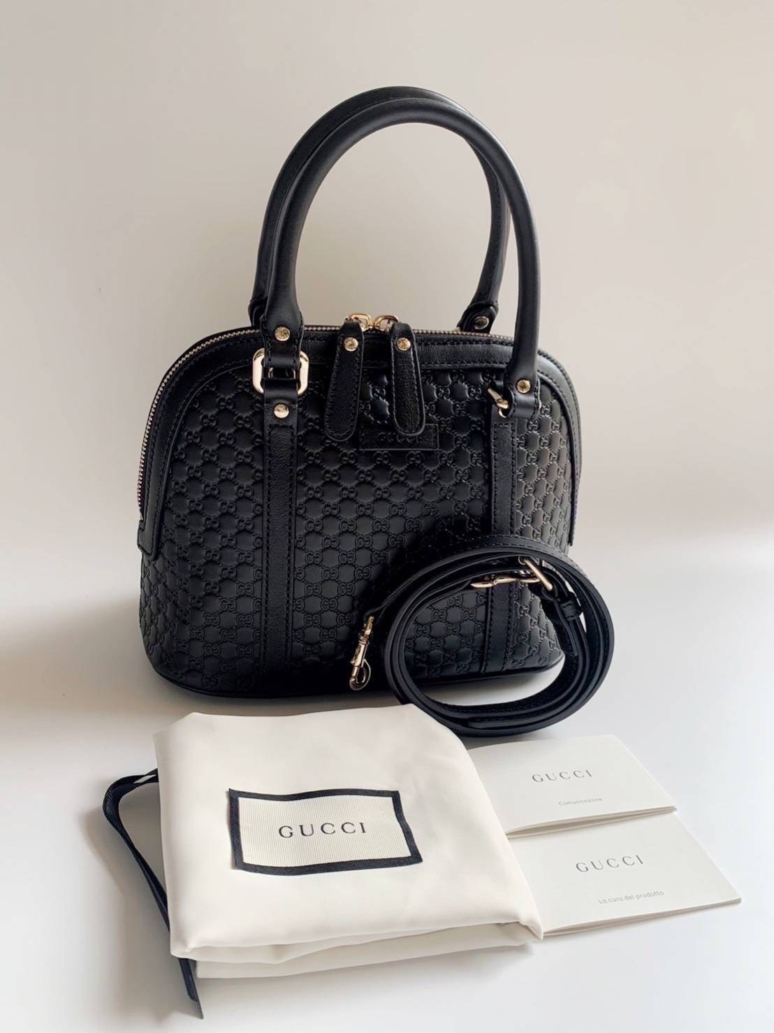 New Gucci Mini Dome โดมหนังปั๊มลาย gg สายยาวถอดได้ค่ะ ขนาด 9 x 7 x 5 นิ้ว