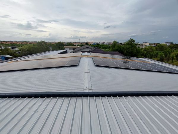 งานติดตั้ง ระบบโซล่าเซลล์ On grid 60kw 3ph 42,240w