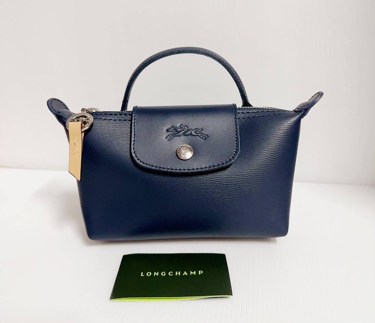 มาเพิ่มอีก 2 จัดโปรไปเลย New Longchamp pouch รุ่นหนัง