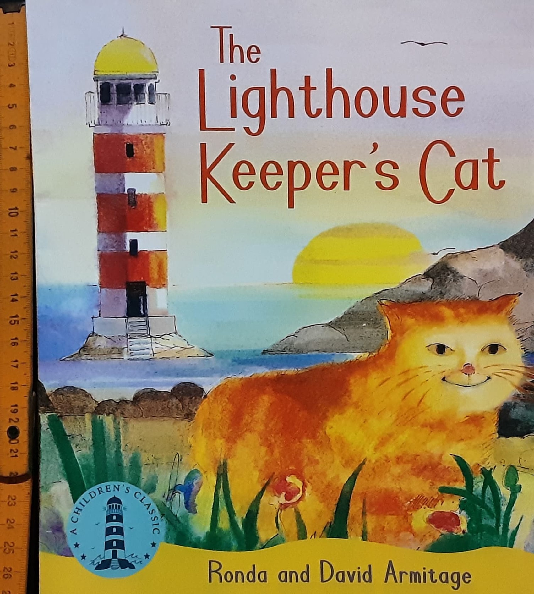 หนังสือนิทานปกอ่อน** 🍅🍓THE LIGHTHOUSE KEEPER'S CAT