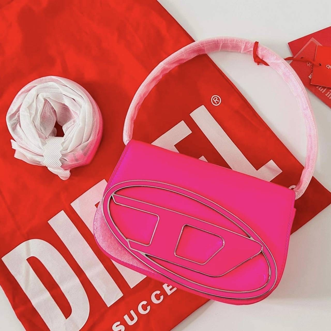 New Diesel DR1 Pink สายยาว ถุงผ้า ป้ายห้อย ถุงกระดาษ สำเนาใบเสร็จ