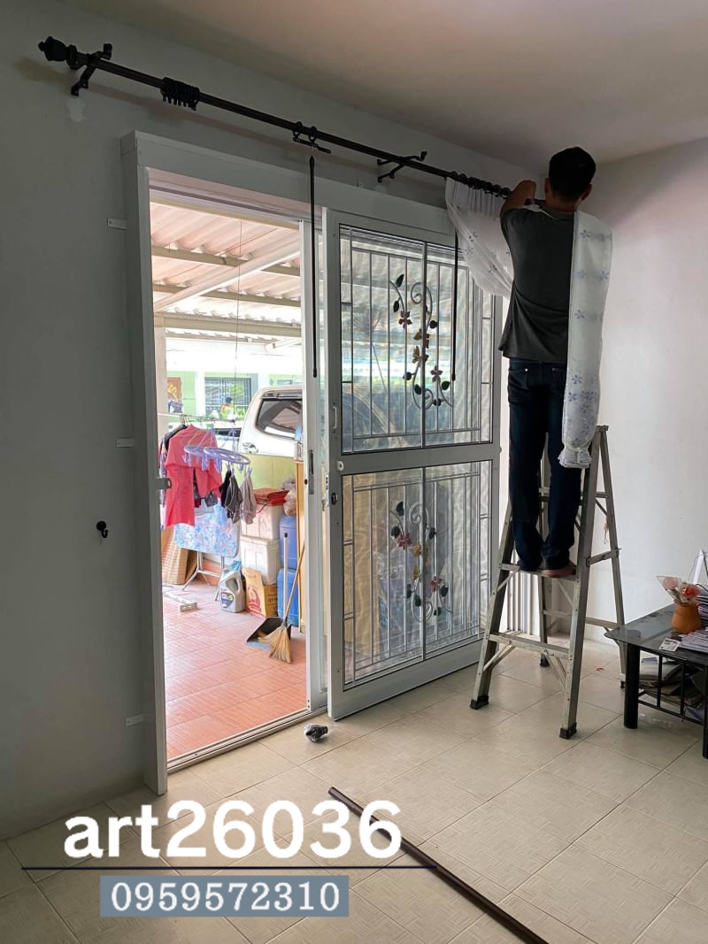 เหล็กดัดสีอบพร้อมมุ้งลวด หน้าต่าง ประตู