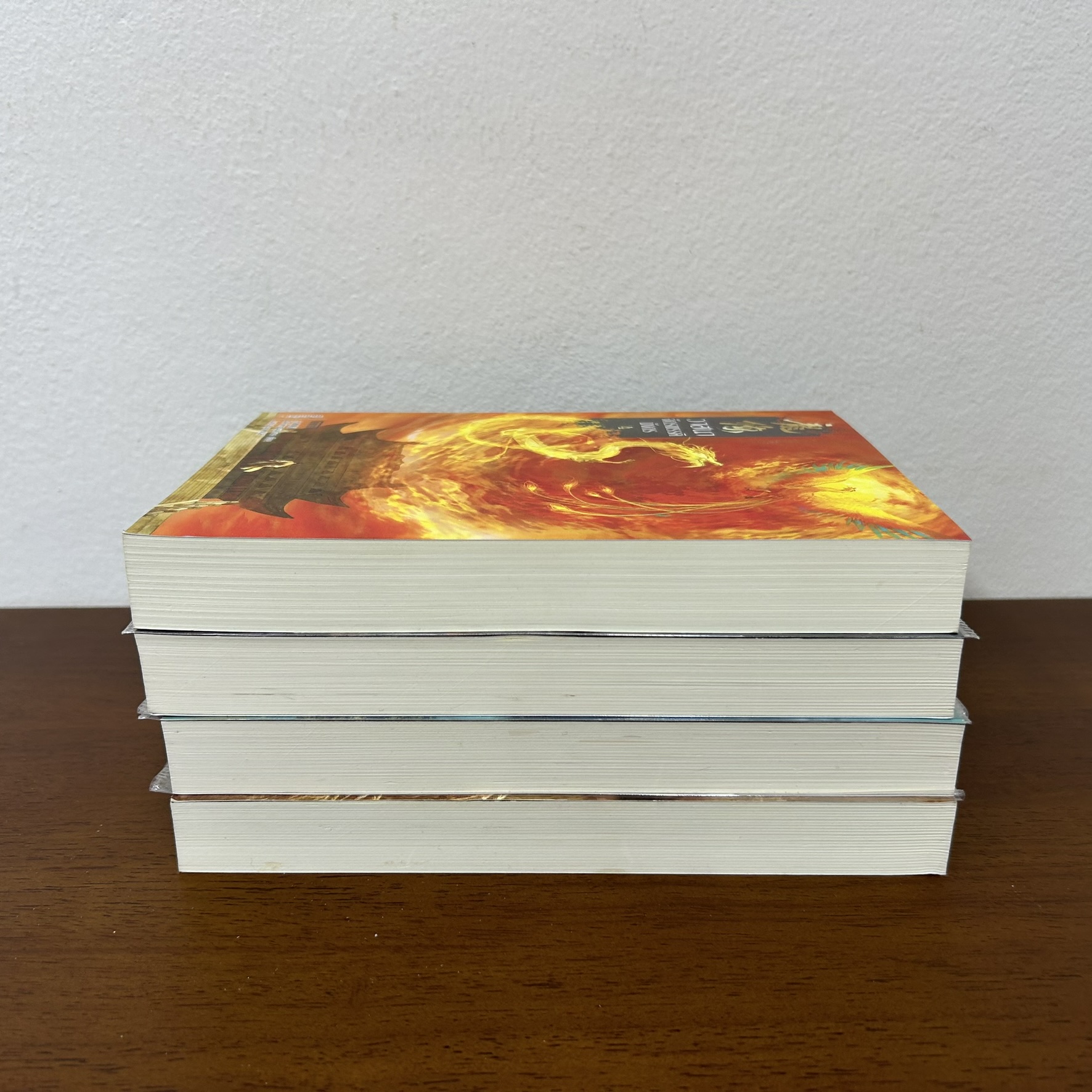 วาสนาจักรพรรดิมังกร เล่ม 1-4 จบ ... Da Feng Gua Guo (มือสอง) นิยาย แฟนตาซี