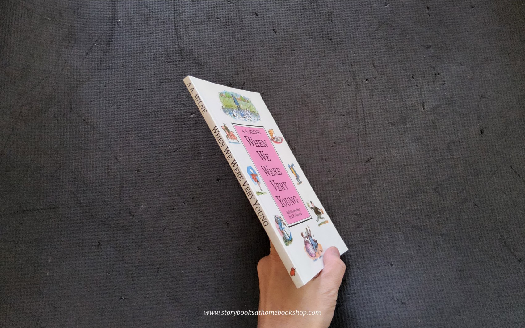 วรรณกรรมเยาวชน** 🍅WHEN WE WERE VERY YOUNG BY A.A. MILNE