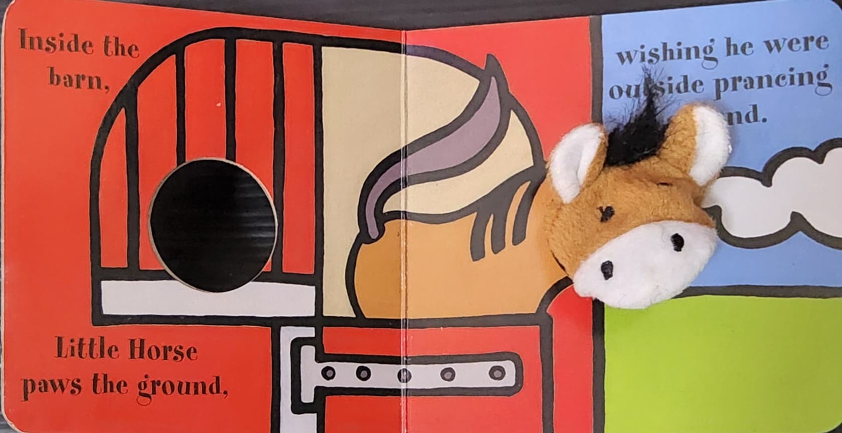 FINGER PUPPET BOARD BOX** ð
ð
LITTLE HORSE FINGER PUPPET BOOK