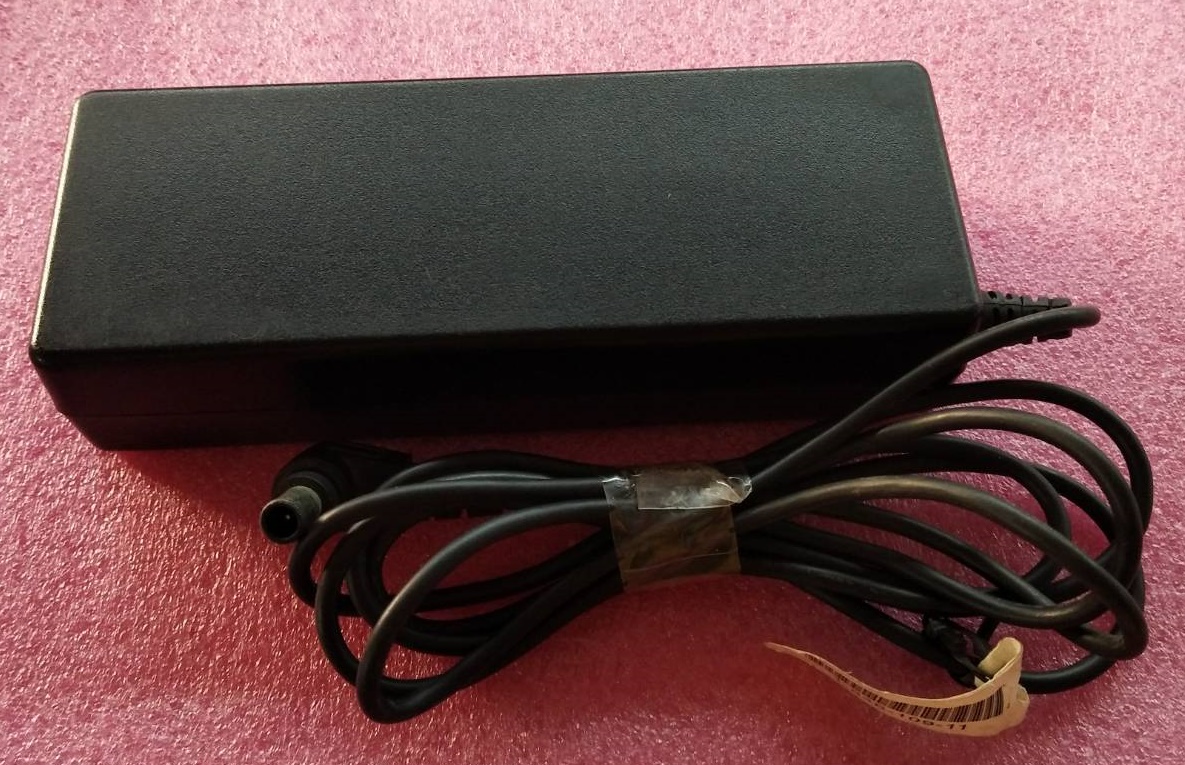 อแดปเตอร์ทีวี SONY (โซนี่) ของแท้มากับเครื่อง ขนาด 19.5 V /3.05 A