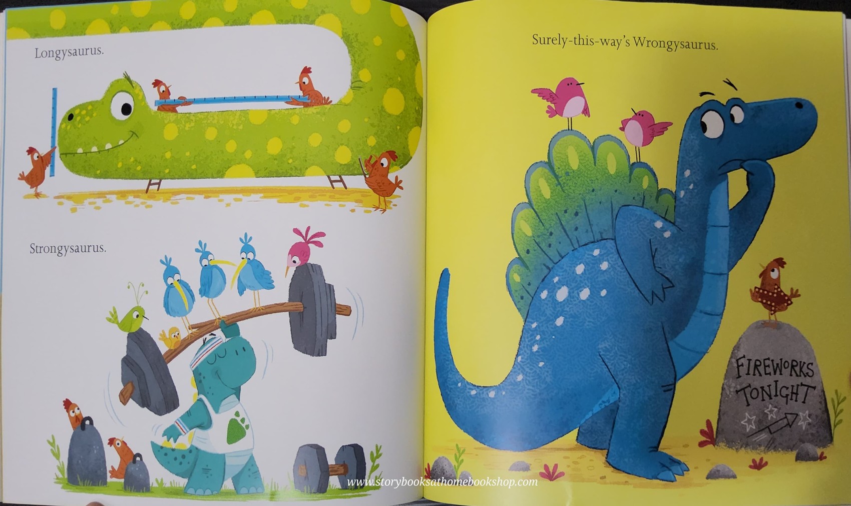 หนังสือนิทานปกอ่อน** ♥️WHO WILL YOU MEE ON DINOSAUR STREET?