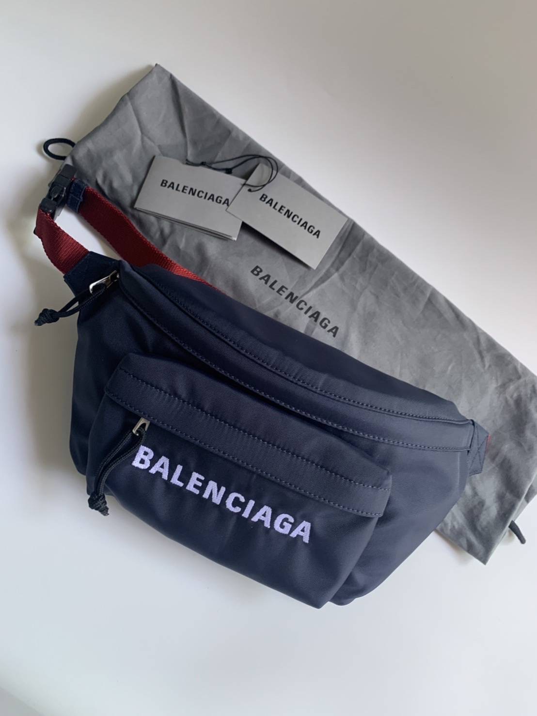 New Balenciaga Wheel Belt Bag ไซส์ใหญ่ 12 นิ้ว✅ • Size : 12” (L) x 6” (H) x 3.5” (D)