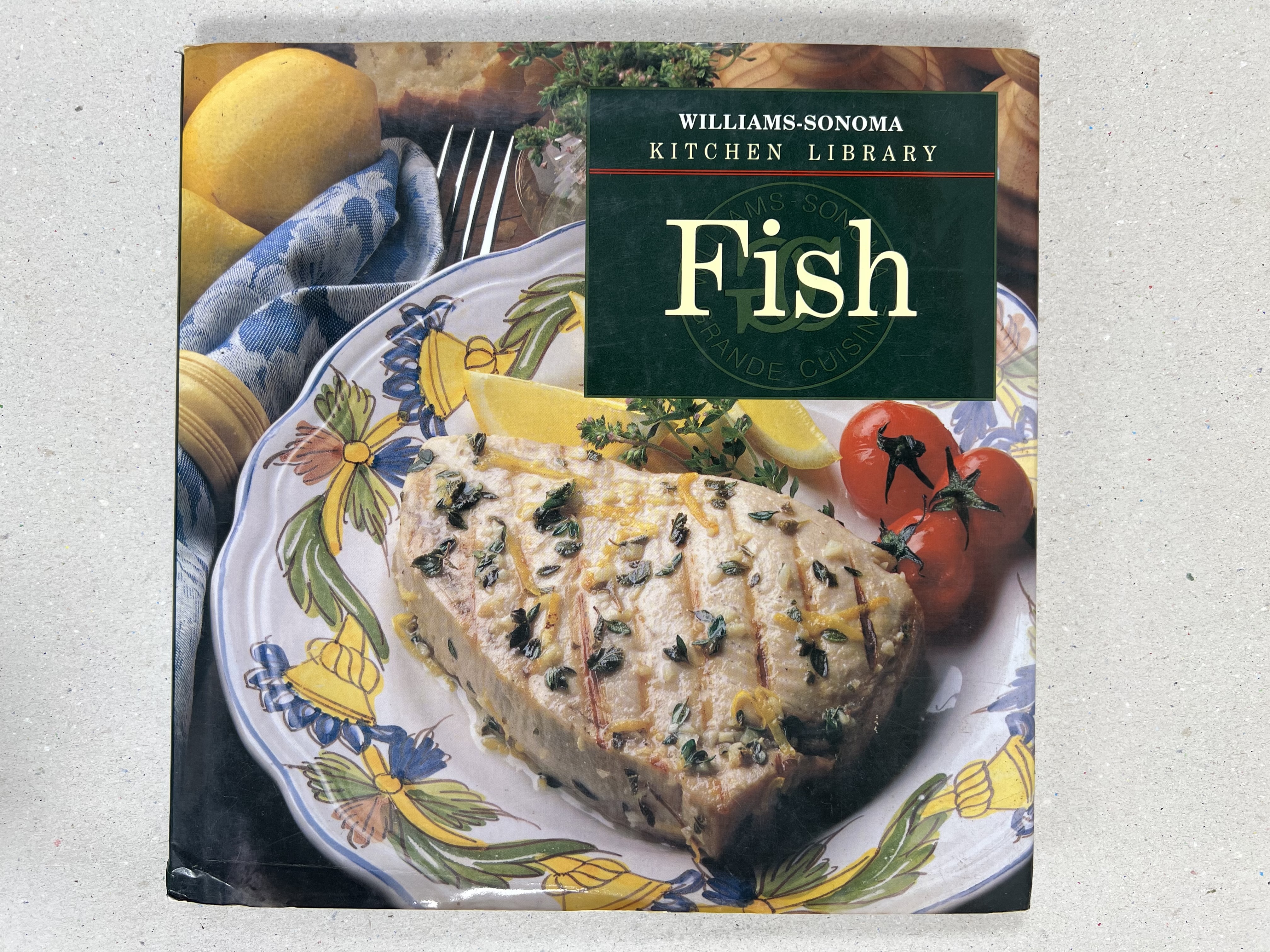 เมนูปลา (Fish) โดย : Chuck Williams (หนังสือตำราอาหารของนิตยสารไทม์ Time).