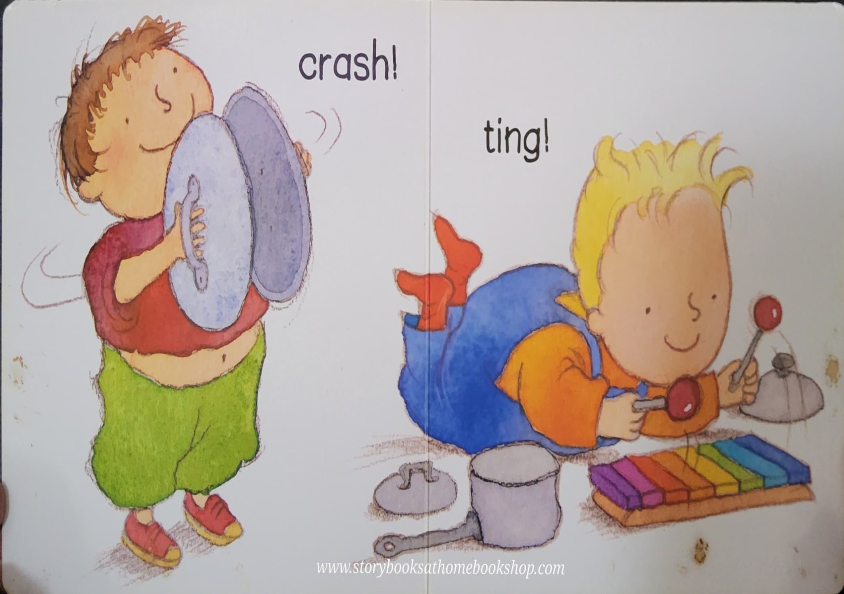 Board Book ** 🍅🍓NOISY!