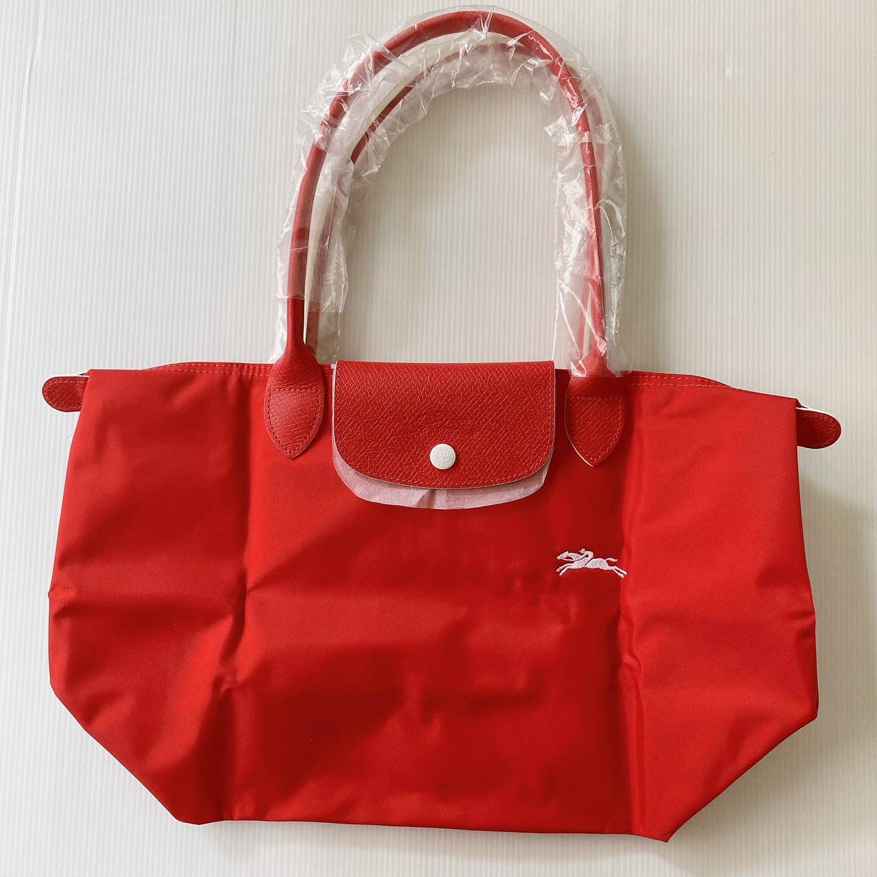 New Longchamp Size M long Le pliage ขนาด 28 x 26.5 x 15.5 CM.