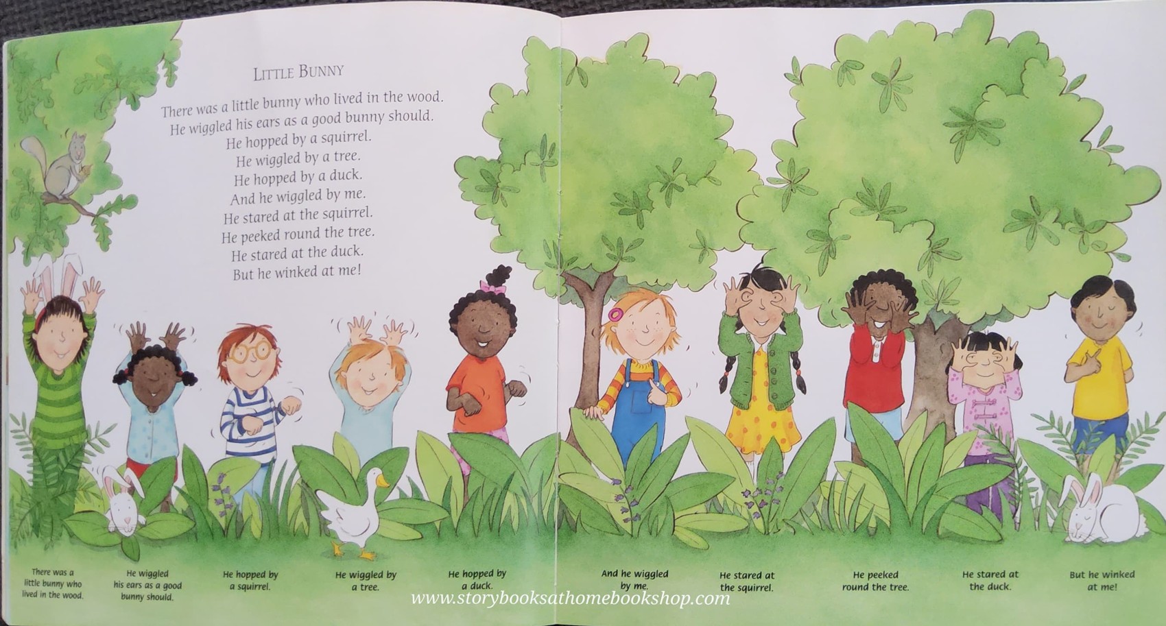 หนังสือนิทานปกอ่อน** 🍓🍓ROUND AND ROUND THE GARDEN AND OTHER HAND RHYMES