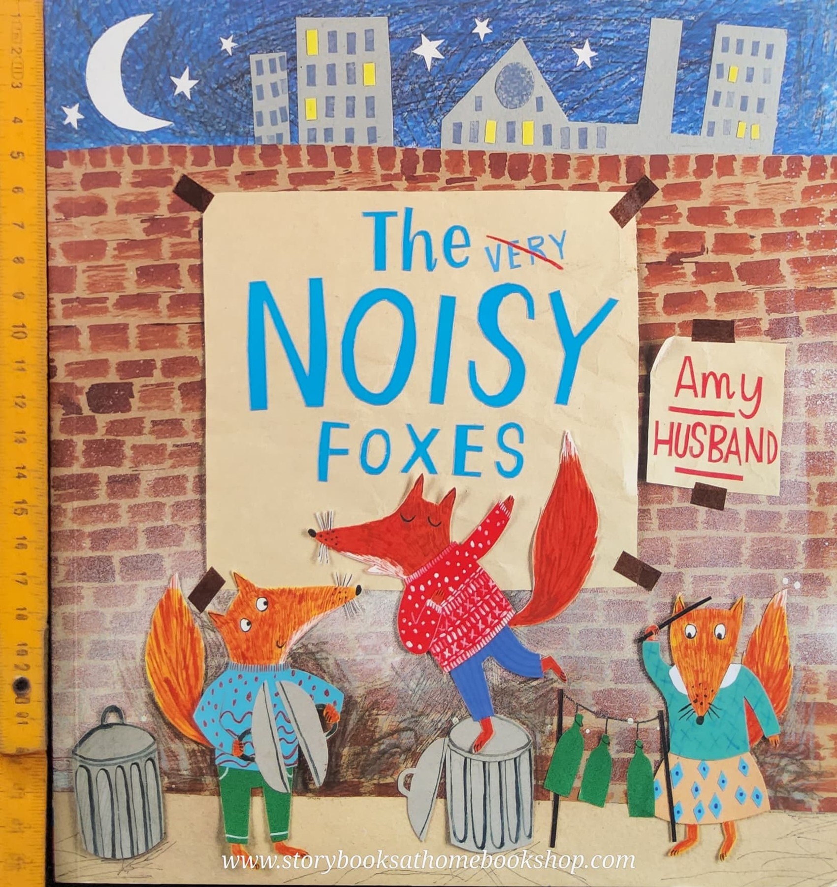 หนังสือนิทานปกอ่อน** 🍅THE VERY NOISY FOXES BY AMY HUSBAND♥️