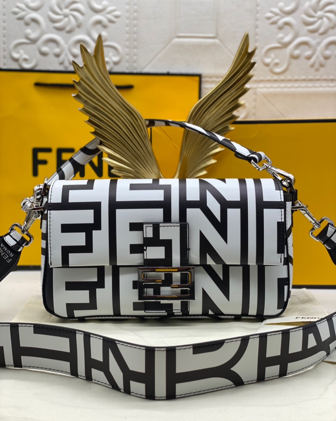 Fendi Baguette Two-tone leather Fendi Roma Capsule bag