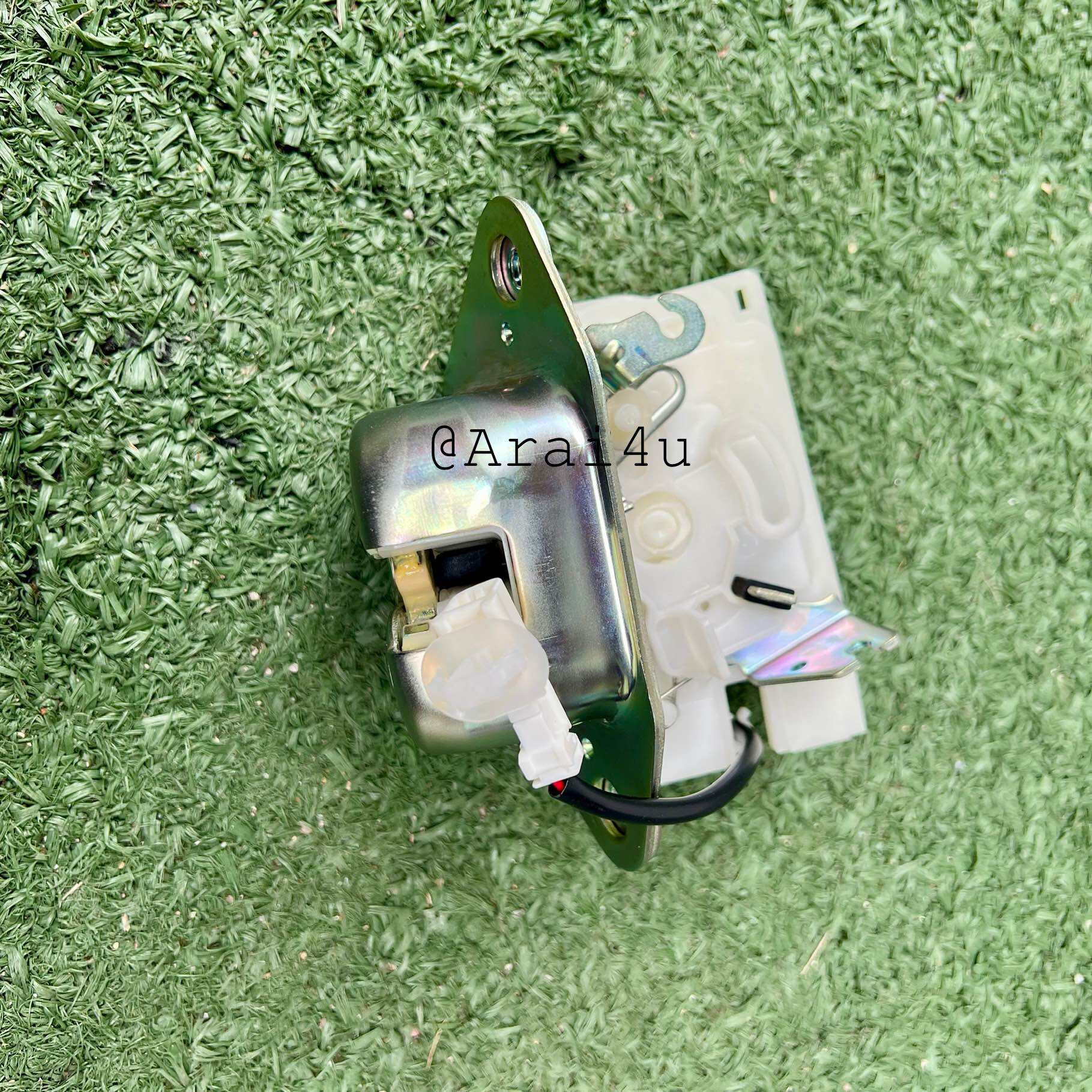 กลอนฝาท้าย HONDA JAZZ GE 08-2011