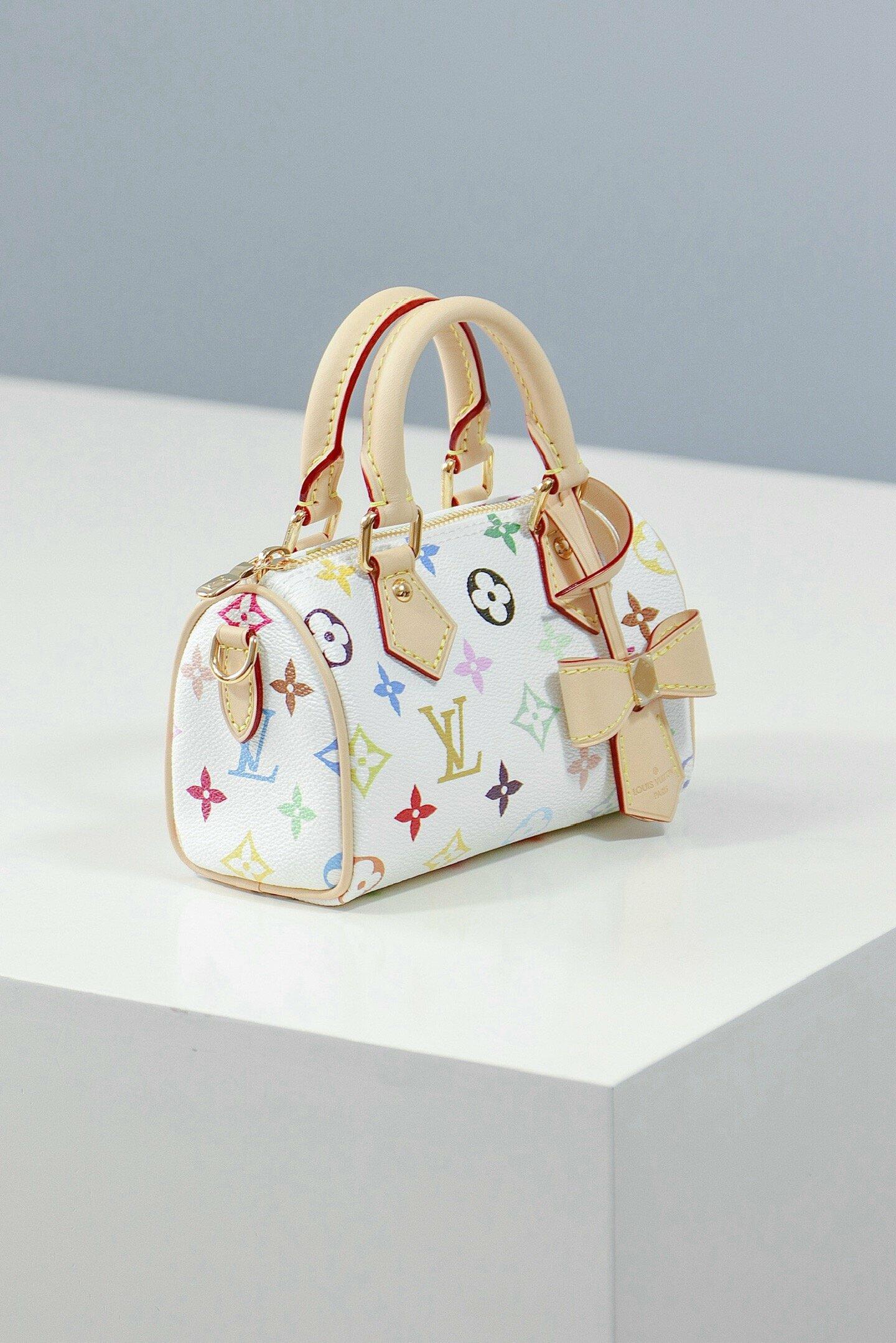 [Pre-order]กระเป๋า LouisVuitton Whtie Multicolor LV x TM Speedy Bandoulière 20 งานคุณภาพที่ดีที่สุด