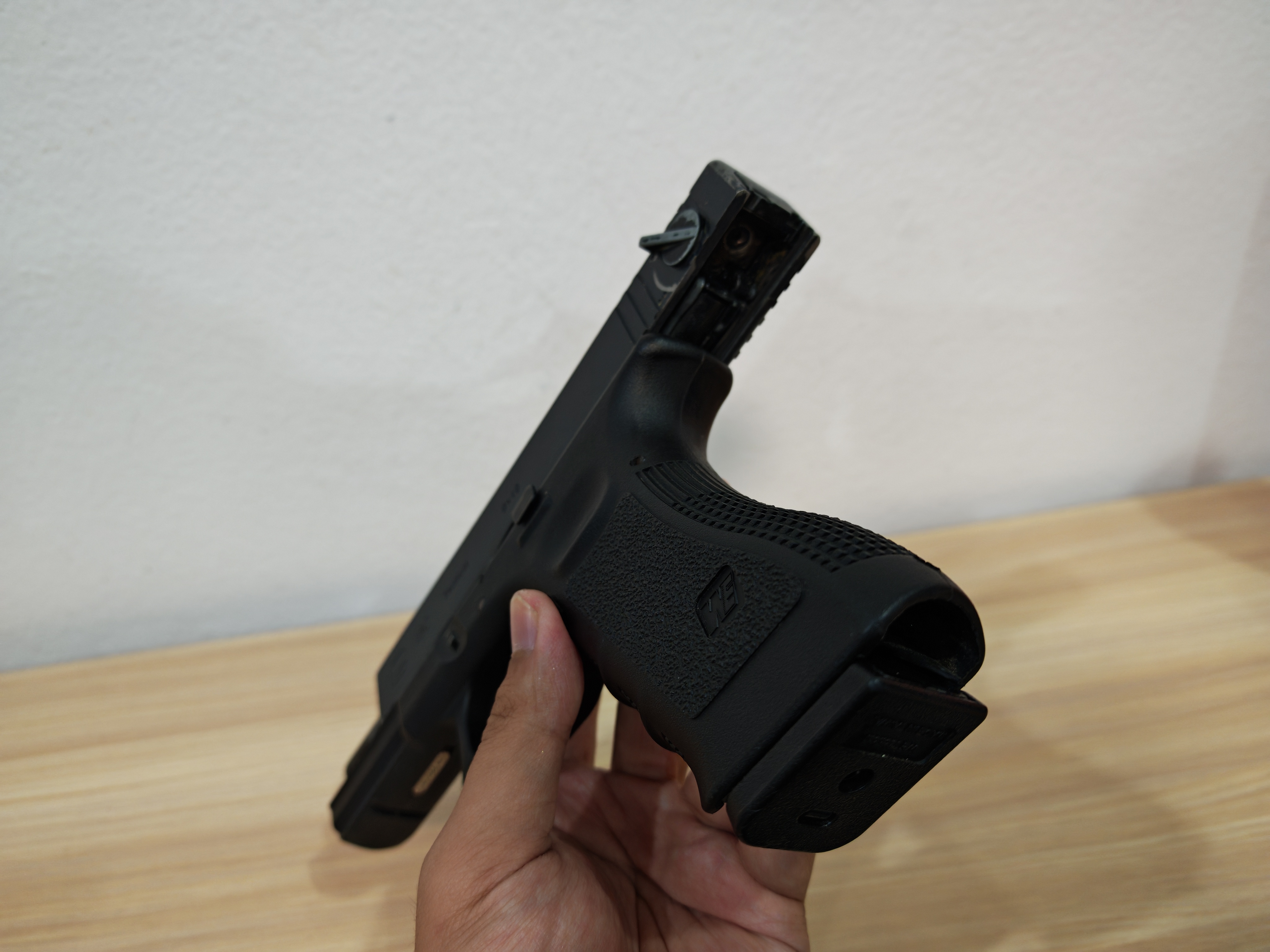 WE G18C Glock18C Gen3 Full Auto ไต้หวัน BB Gun บีบีกัน แบบแก๊ส ปืนอัดลม Airsoft Gun มือสอง