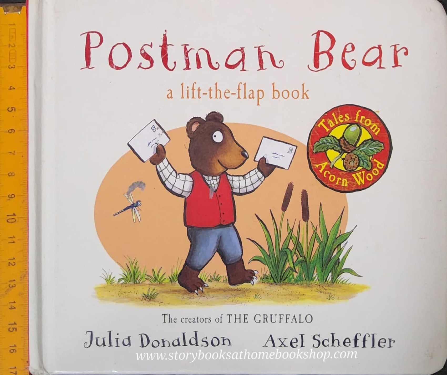 FLAP BOARD BOOK** 🍅🍅POSTMAN BEAR A LITF-THE-FLAP BOOK BY JULIA DOLDSON.AXEL SCEFFLER
