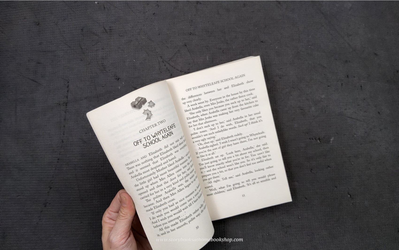 วรรณกรรมเยาวชน ** **หนังสือนิทานปกอ่อน** 🍅🍅THE NAUGHTIEST GIRL IS A MONITOR BY ENID BLYTON