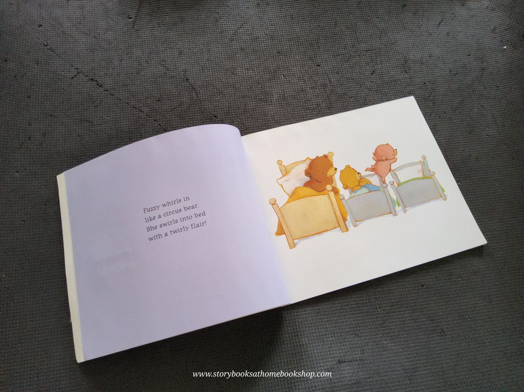 หนังสือนิทานปกอ่อน** 🍅🍓Bears in Beds